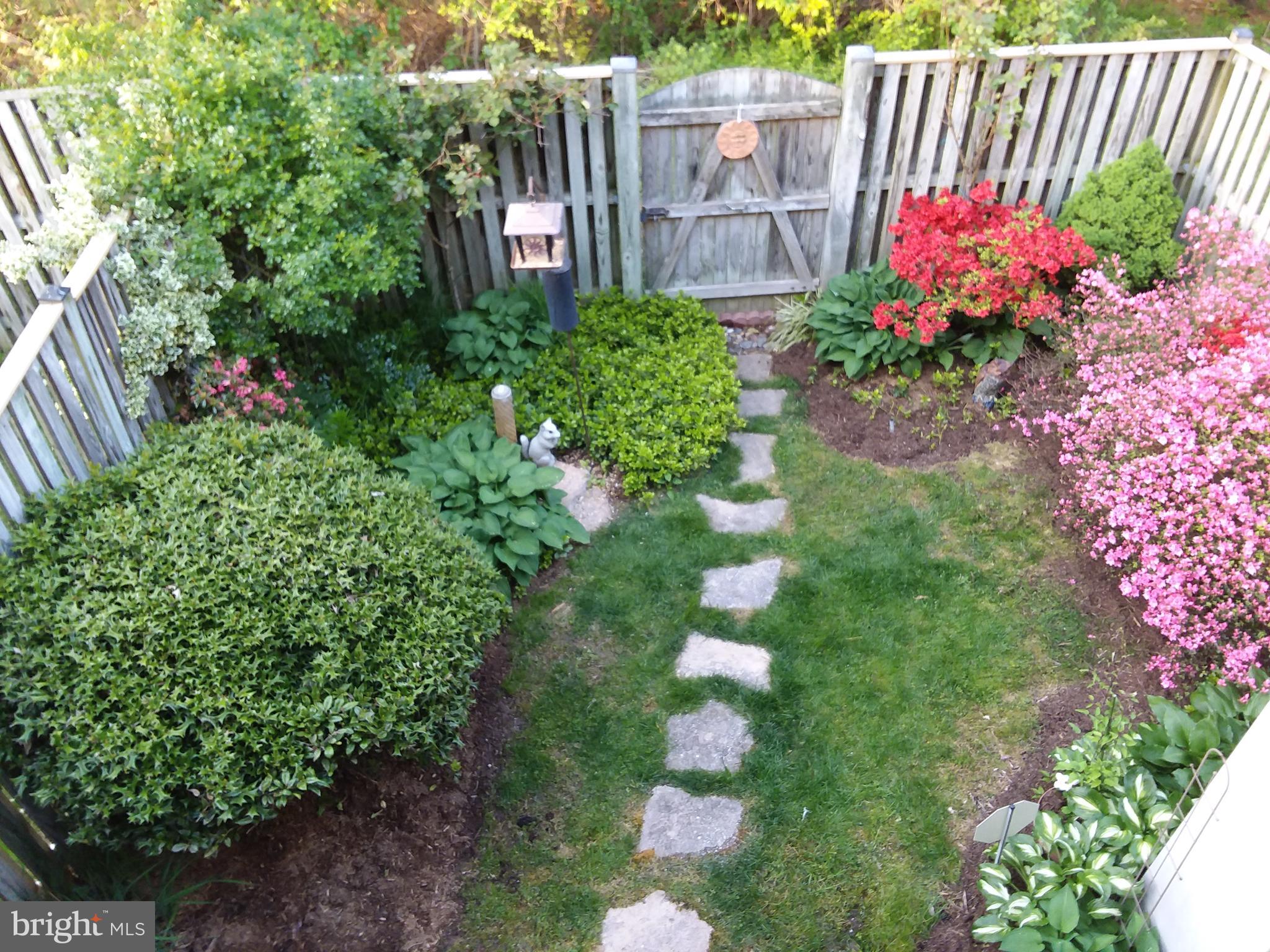 SEVEN OAKS - Residential