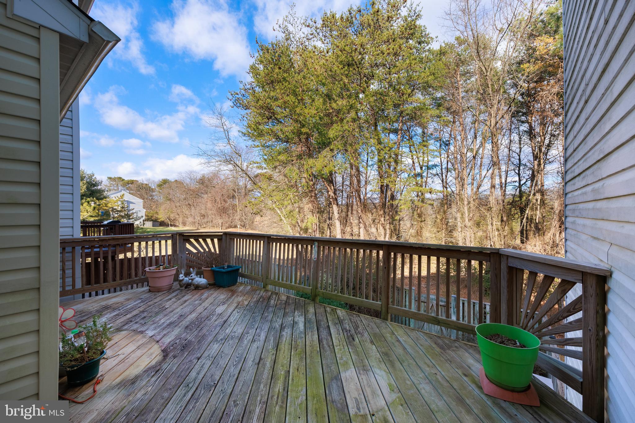 SEVEN OAKS - Residential