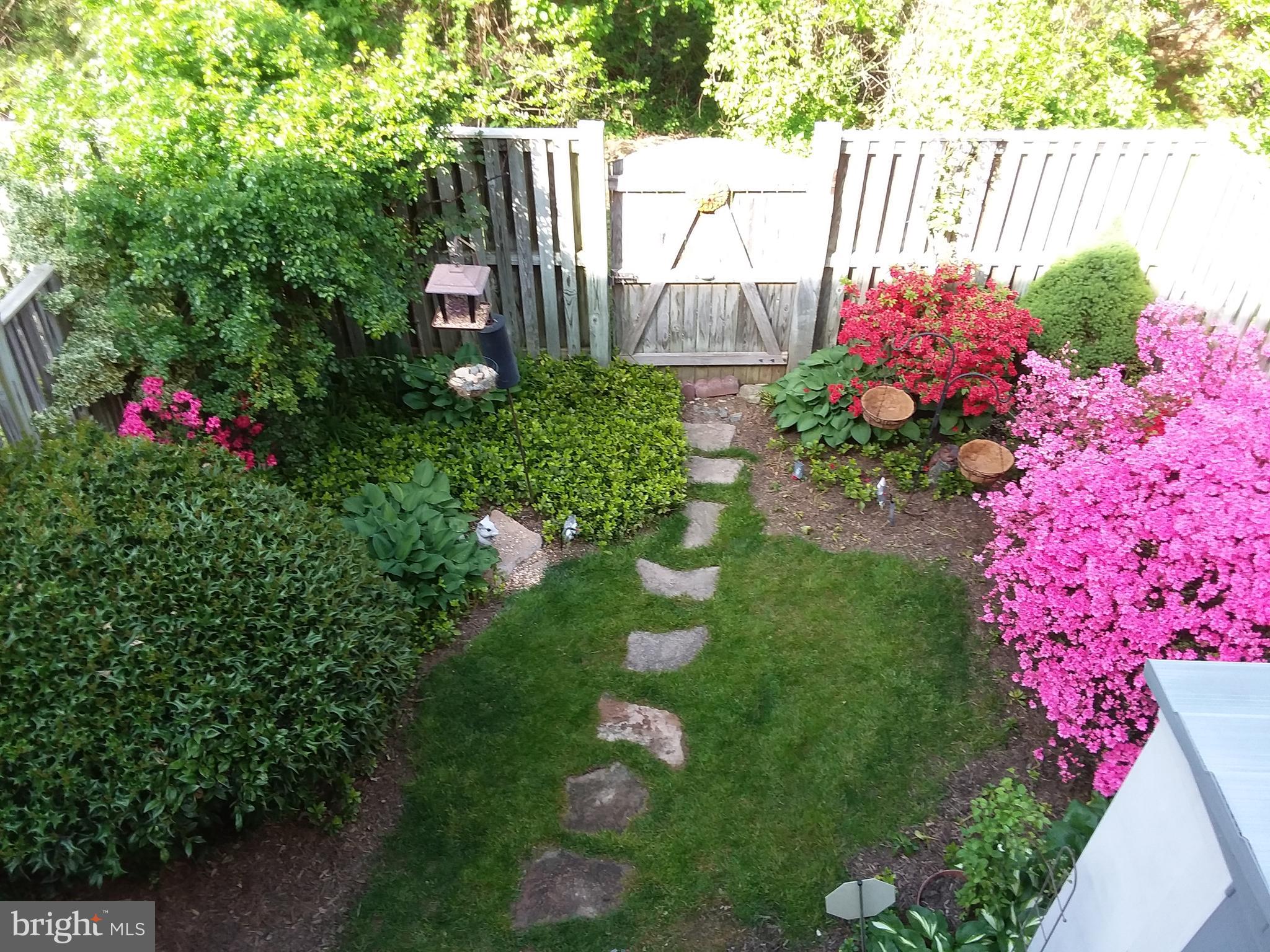 SEVEN OAKS - Residential