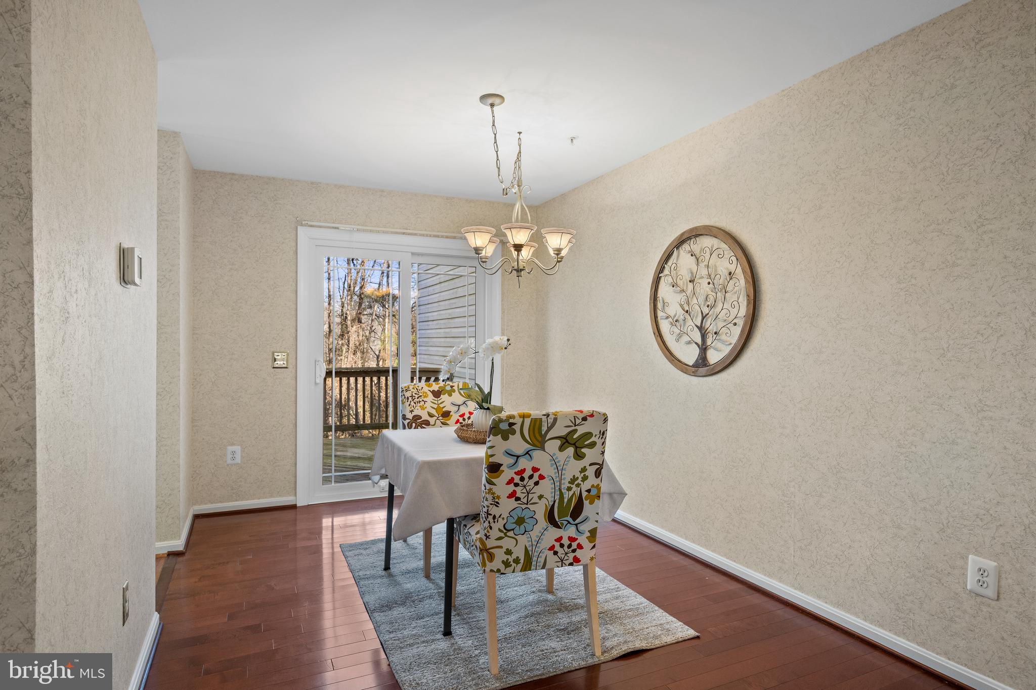 SEVEN OAKS - Residential