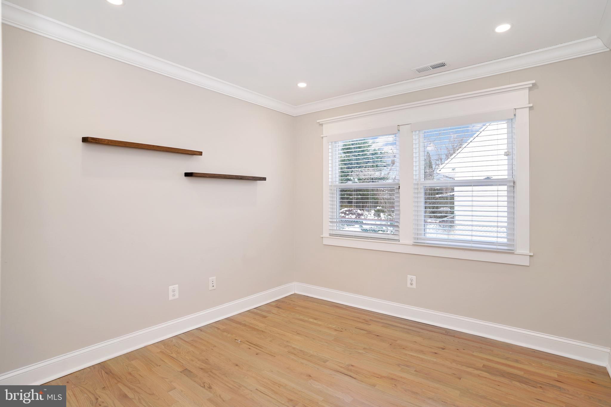 GREENBRIAR - Residential Lease