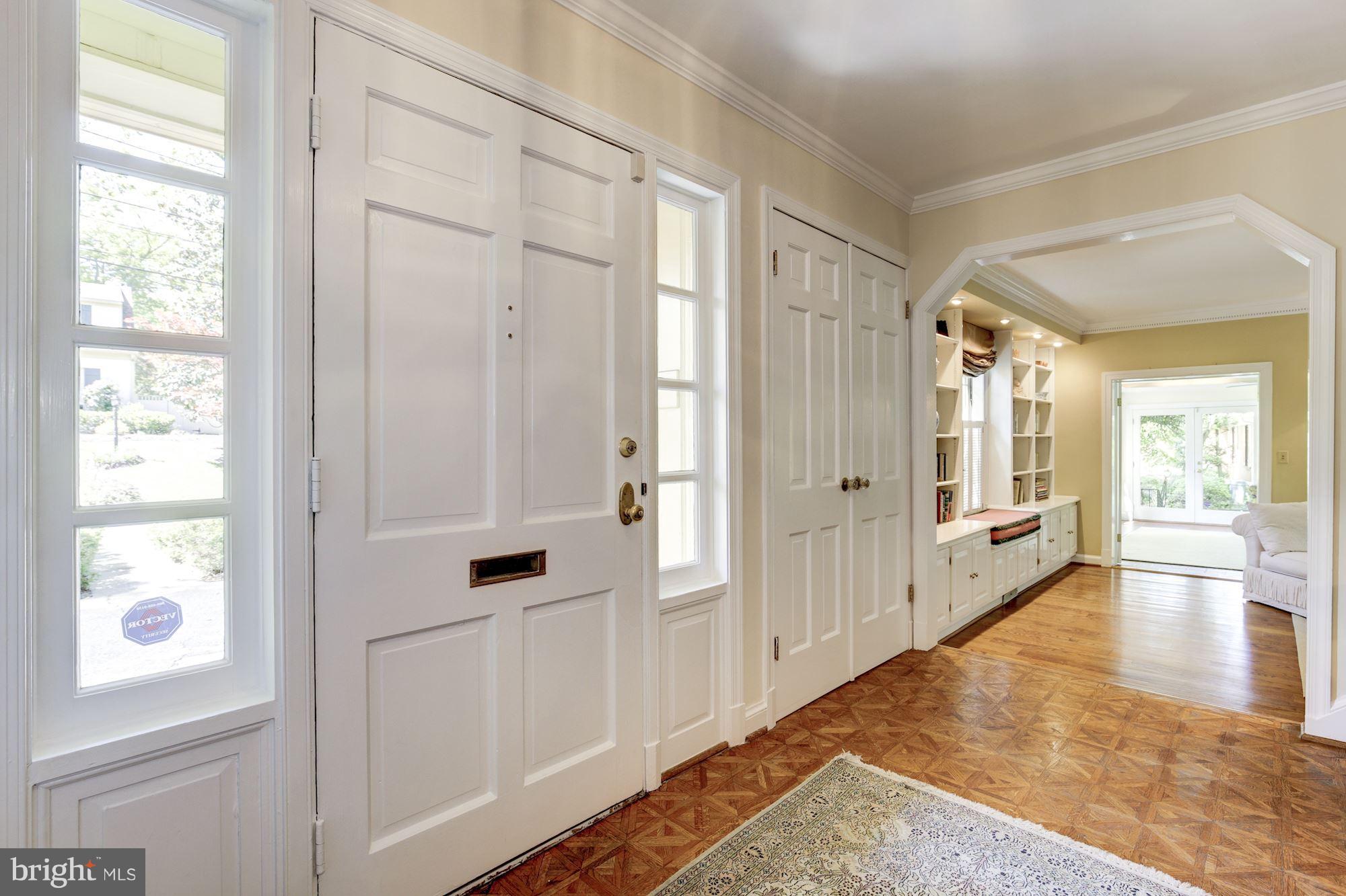 CHEVY CHASE - Residential