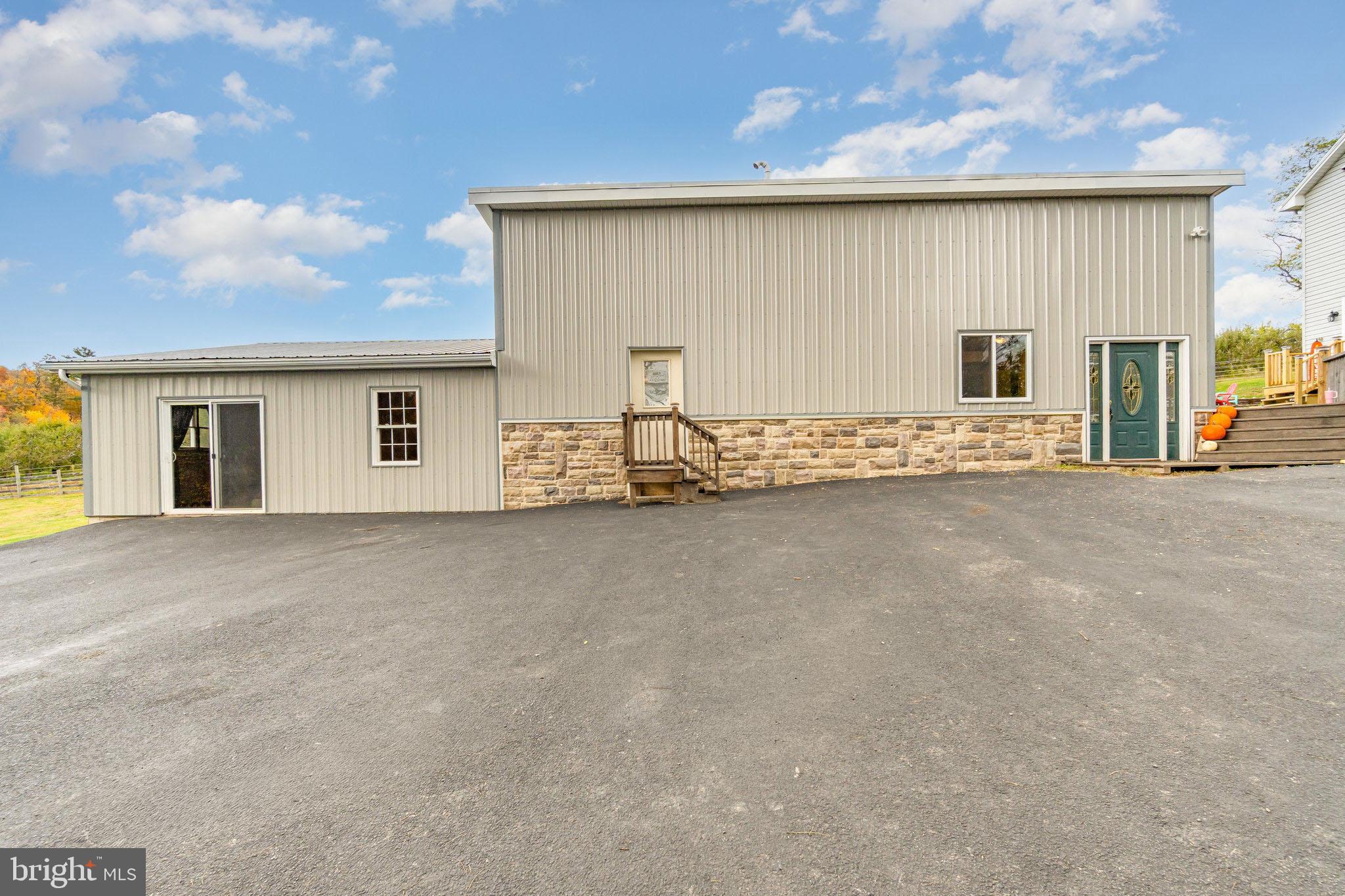 NONE, RURAL - Residential