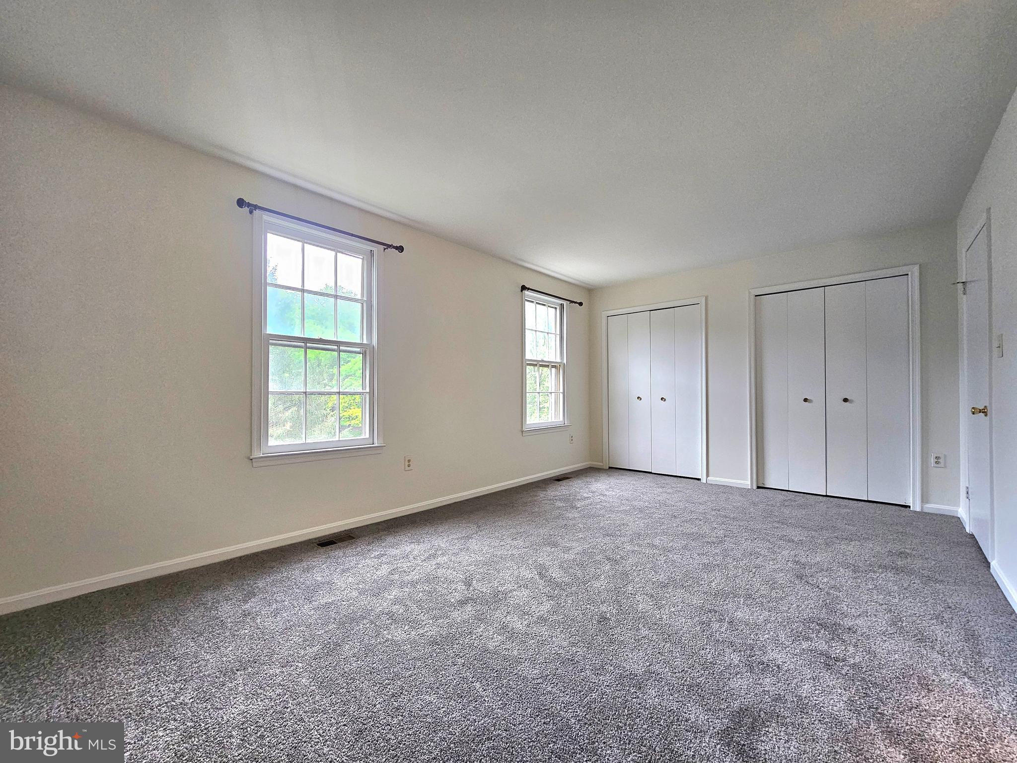 KINGS PARK WEST - Residential Lease