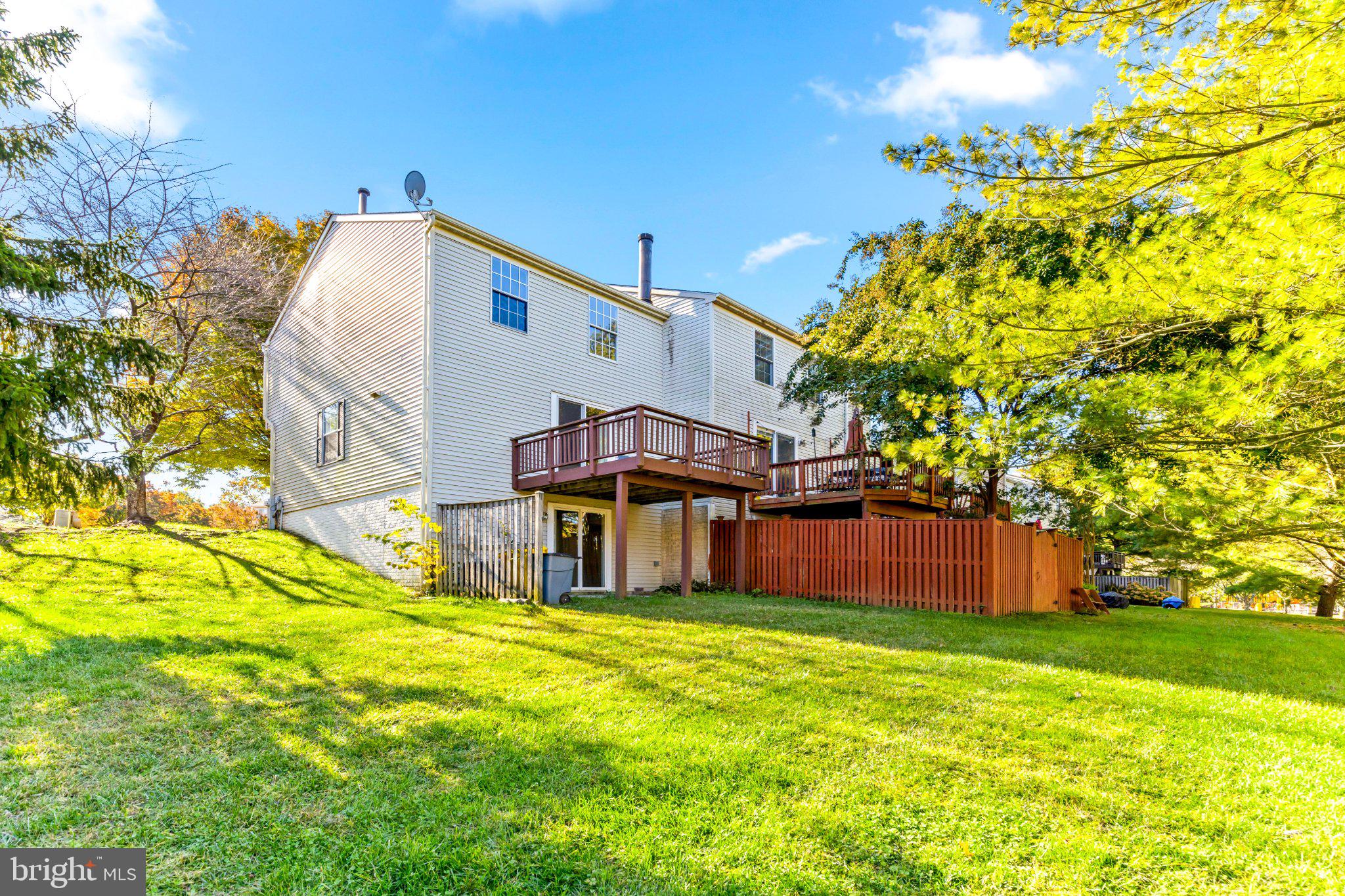 1232 QUAKER RIDGE DRIVE