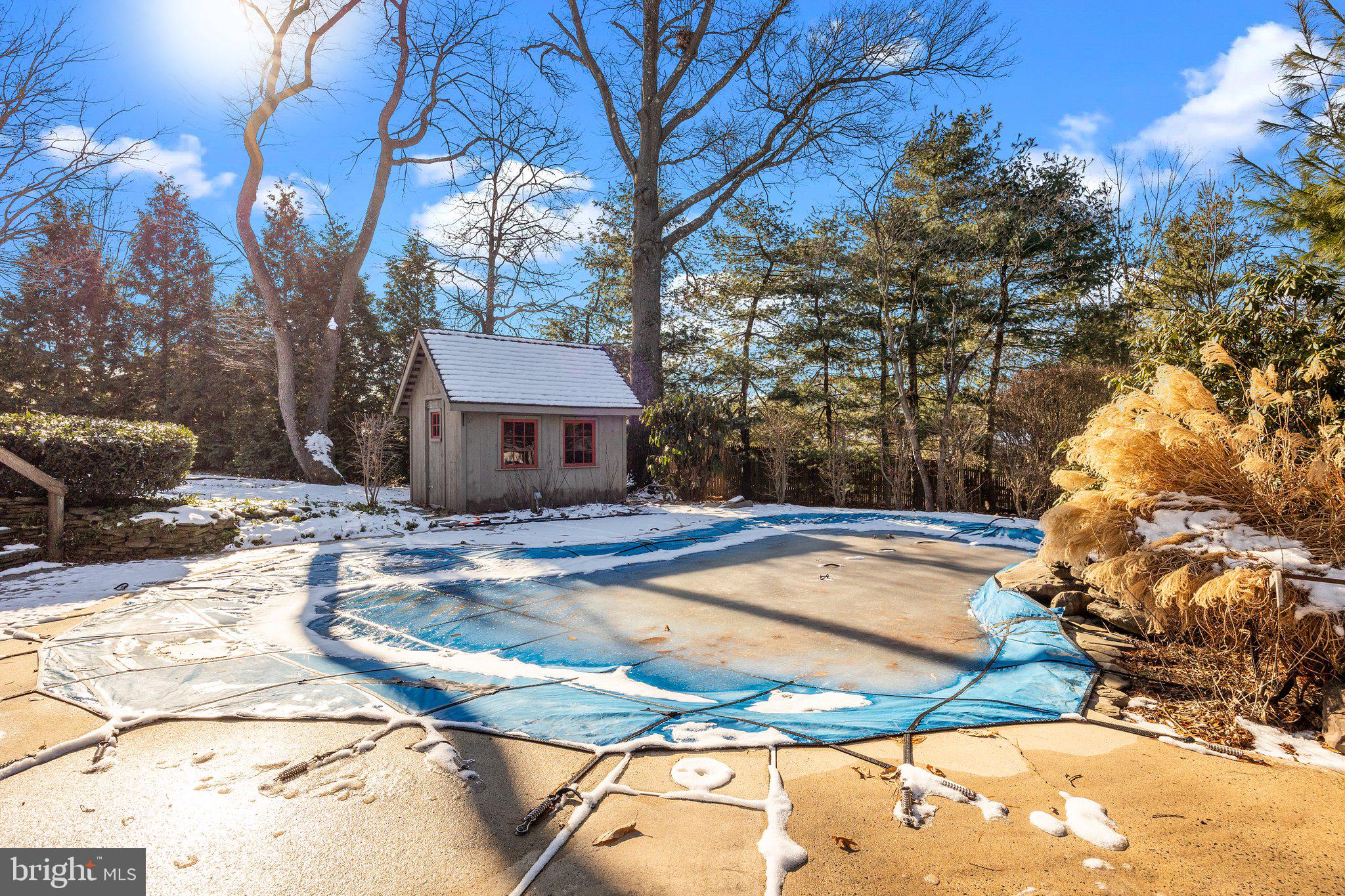 CREEK VIEW ESTS - Residential