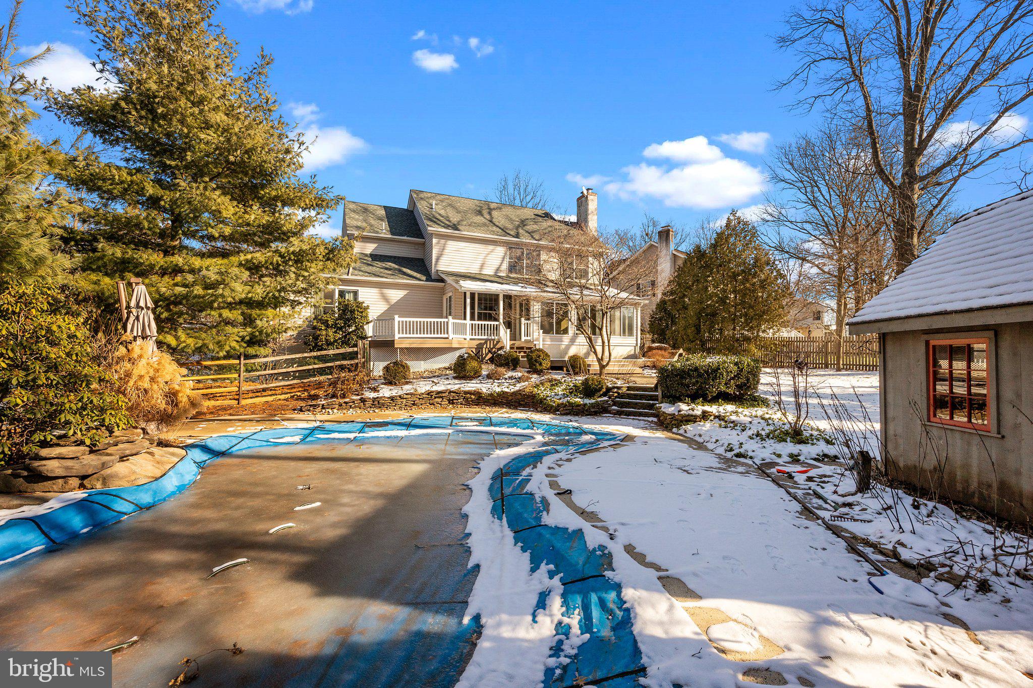 CREEK VIEW ESTS - Residential