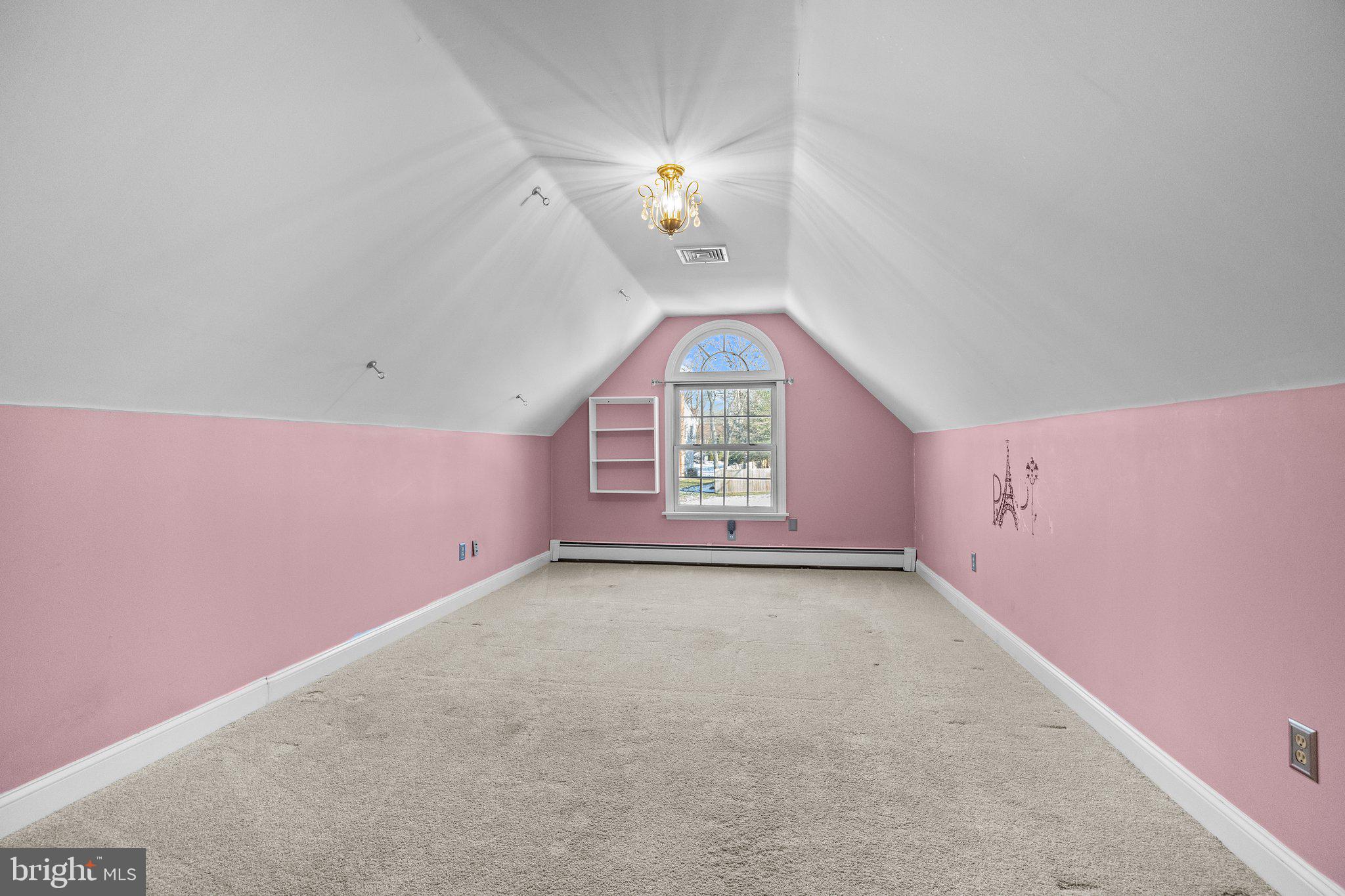 CREEK VIEW ESTS - Residential