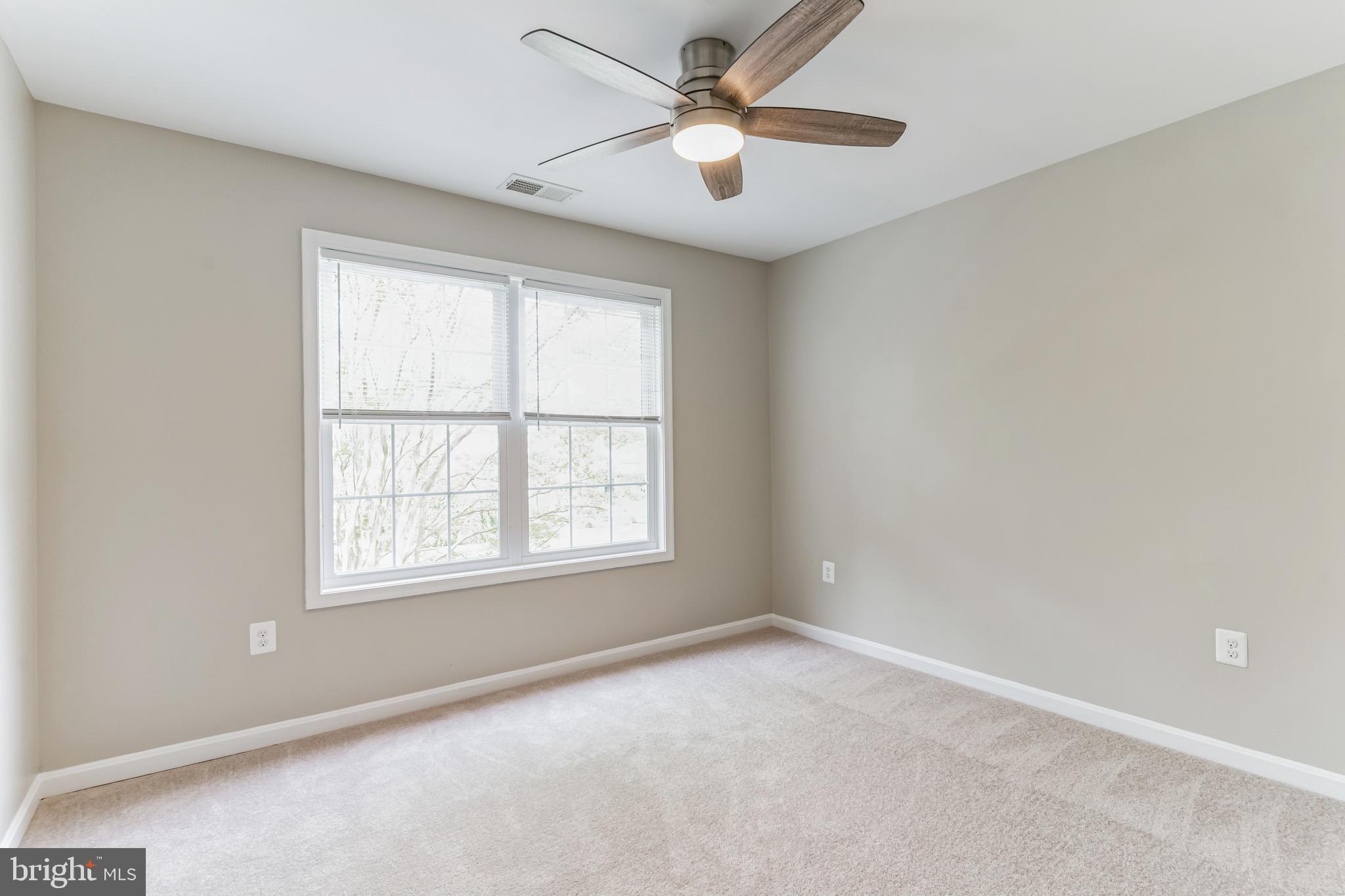 POTOMAC SANDS - Residential