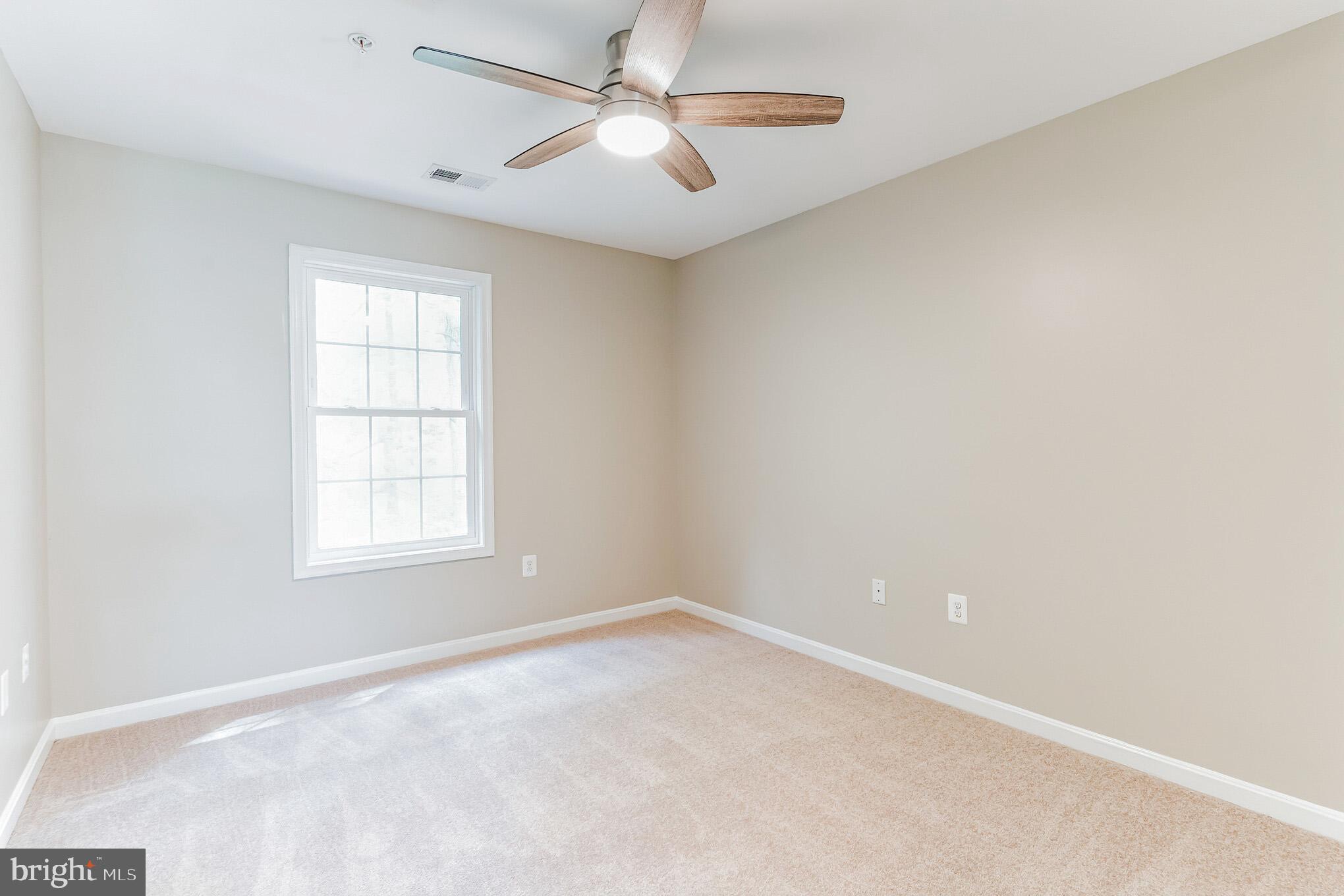 POTOMAC SANDS - Residential