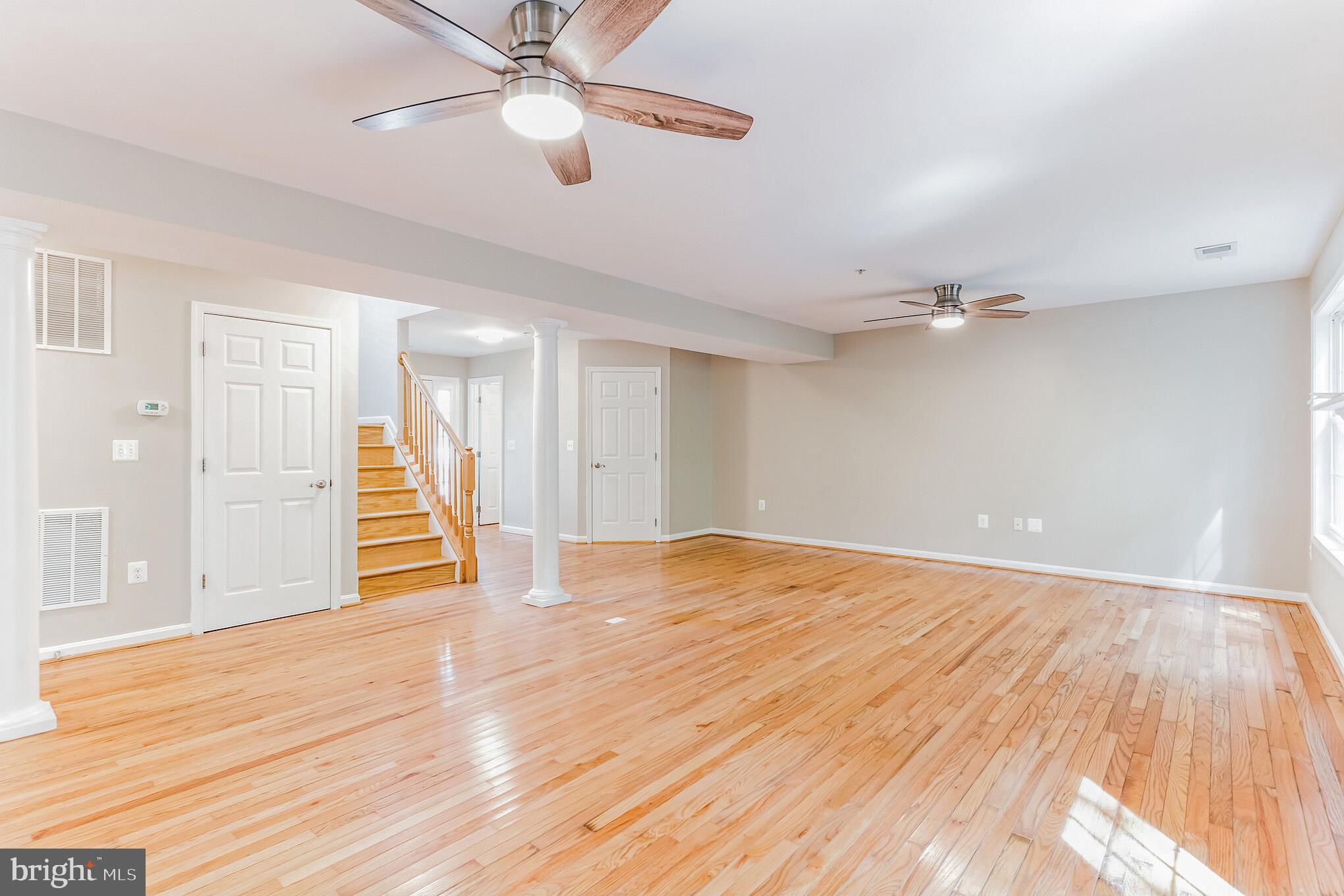 POTOMAC SANDS - Residential