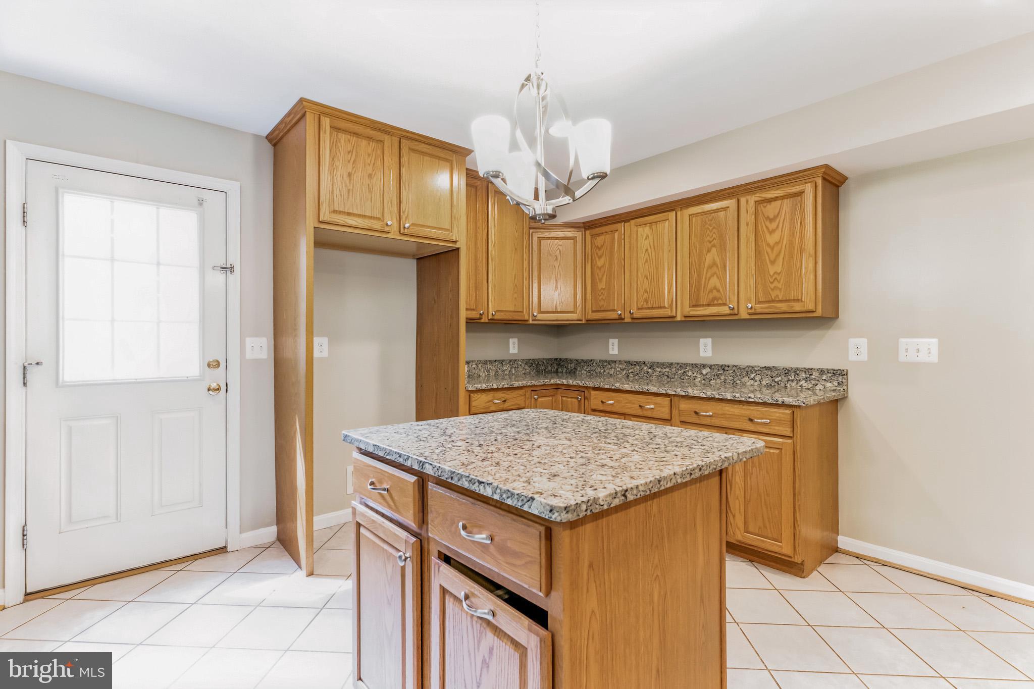 POTOMAC SANDS - Residential