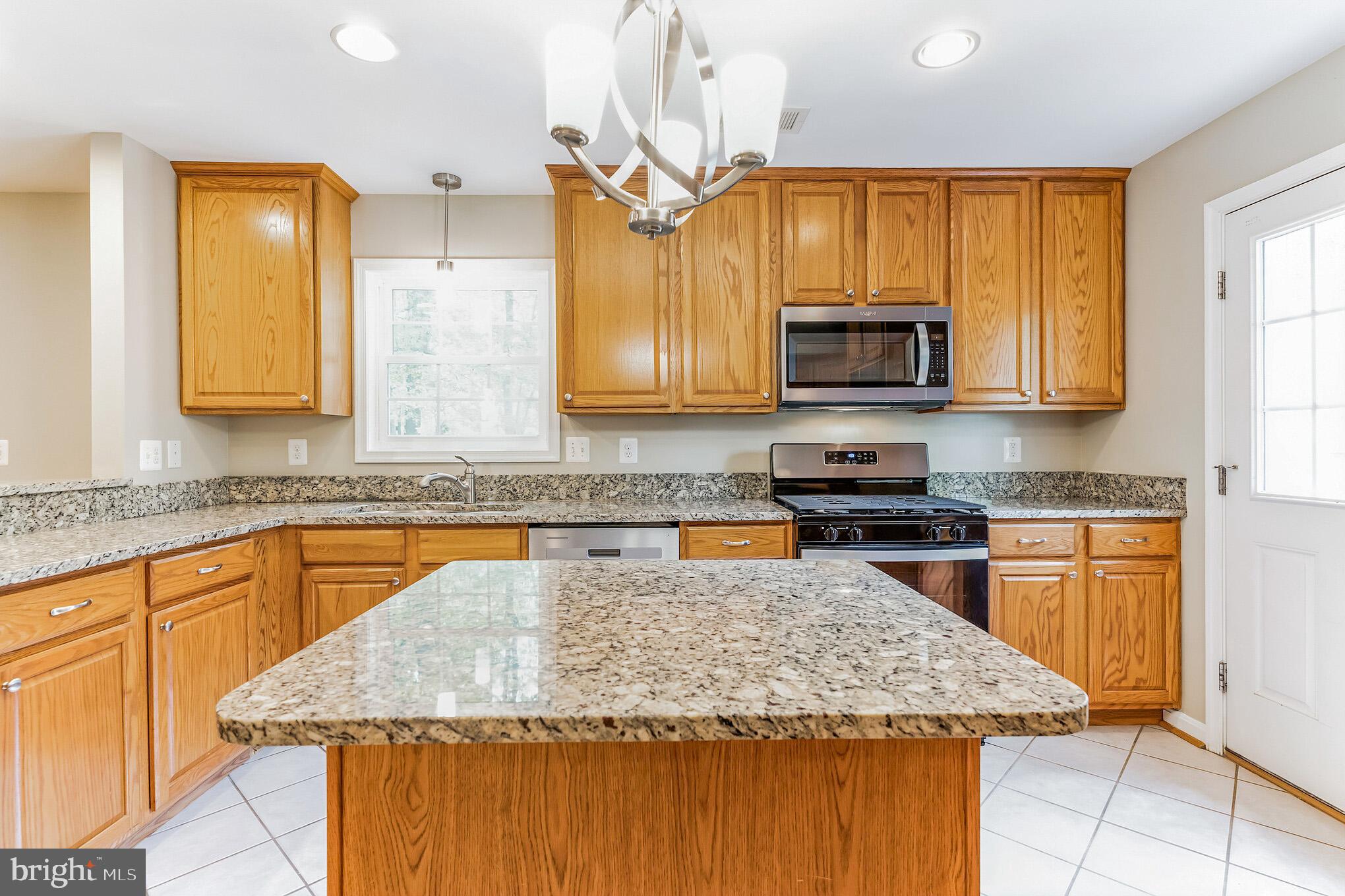 POTOMAC SANDS - Residential