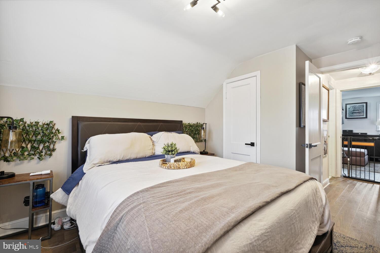 LEWISDALE - Residential