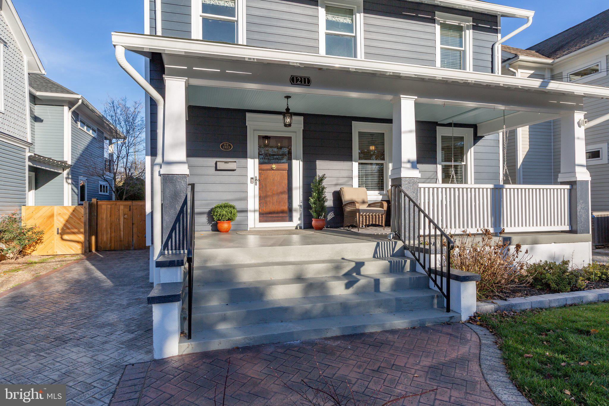 DOWNTOWN FREDERICKSBURG - Residential