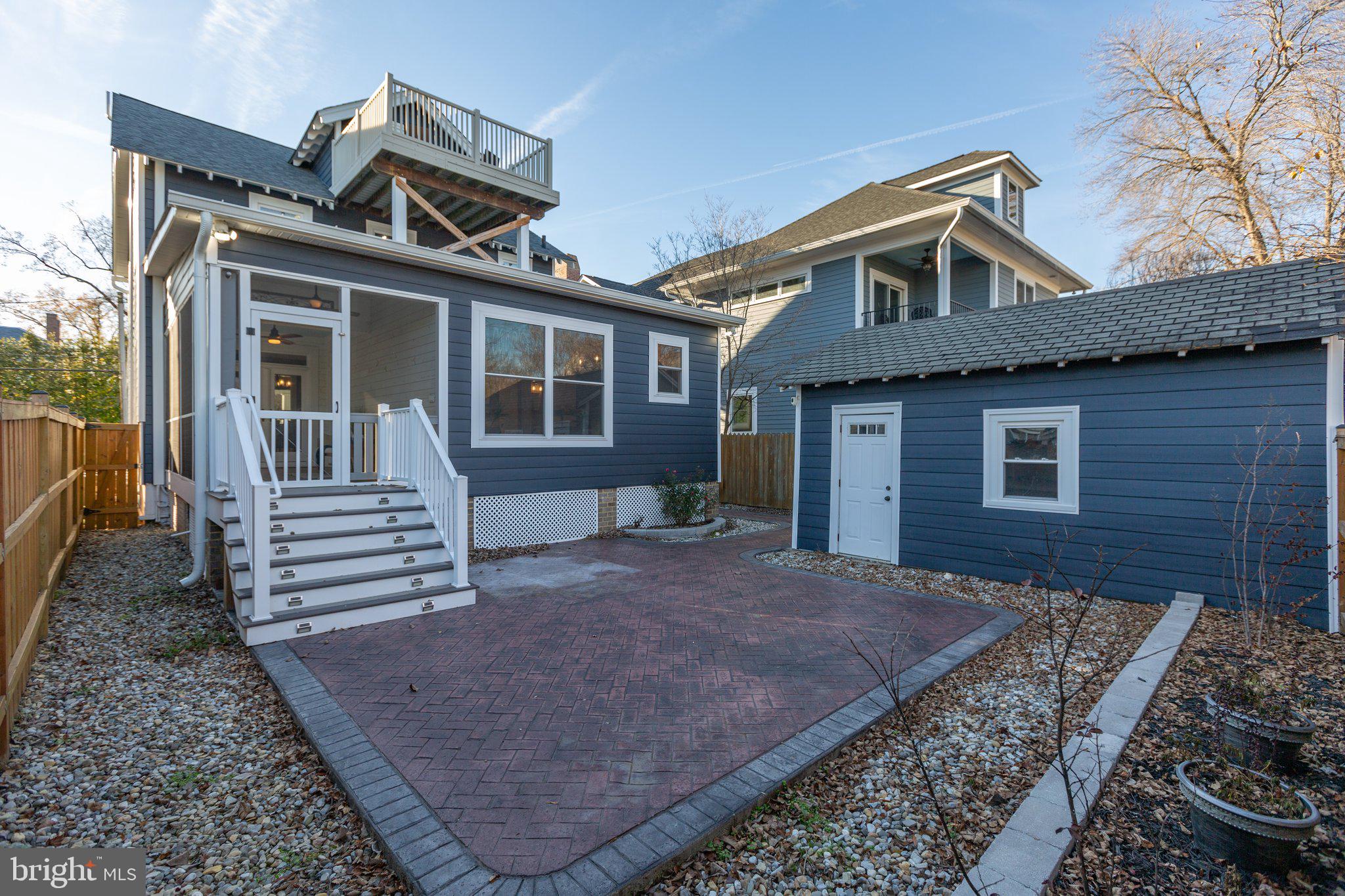 DOWNTOWN FREDERICKSBURG - Residential