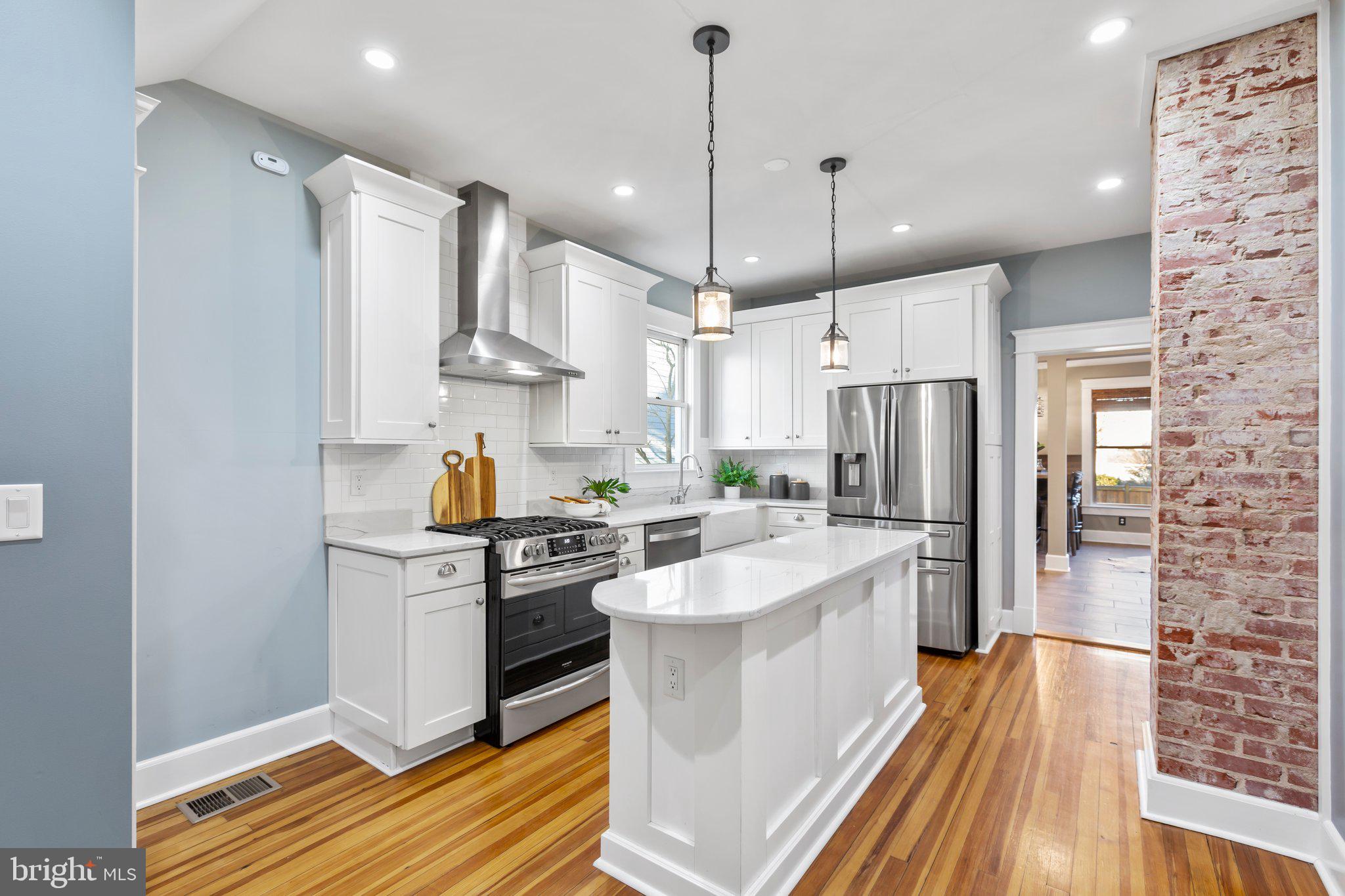 DOWNTOWN FREDERICKSBURG - Residential