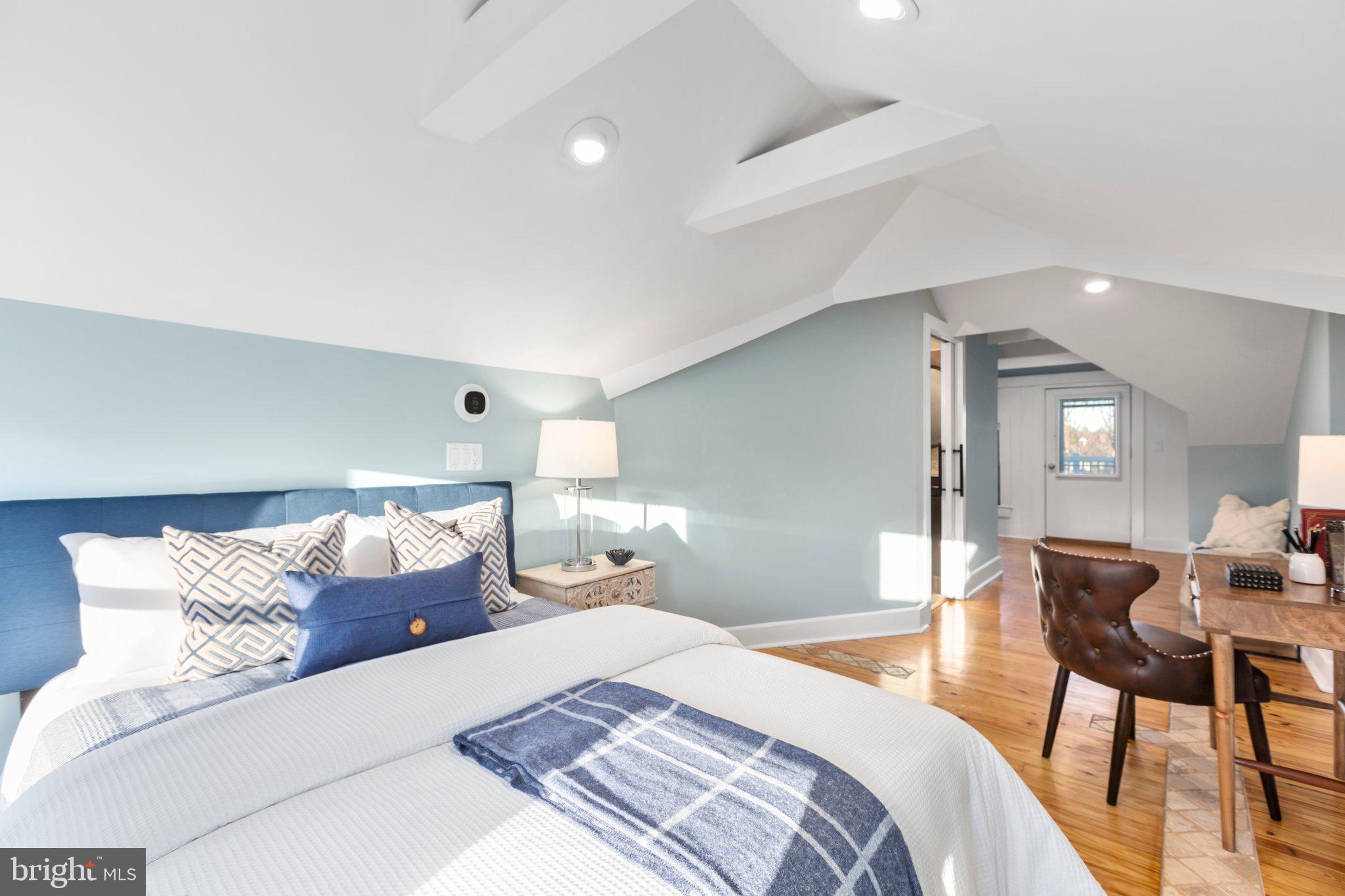 DOWNTOWN FREDERICKSBURG - Residential