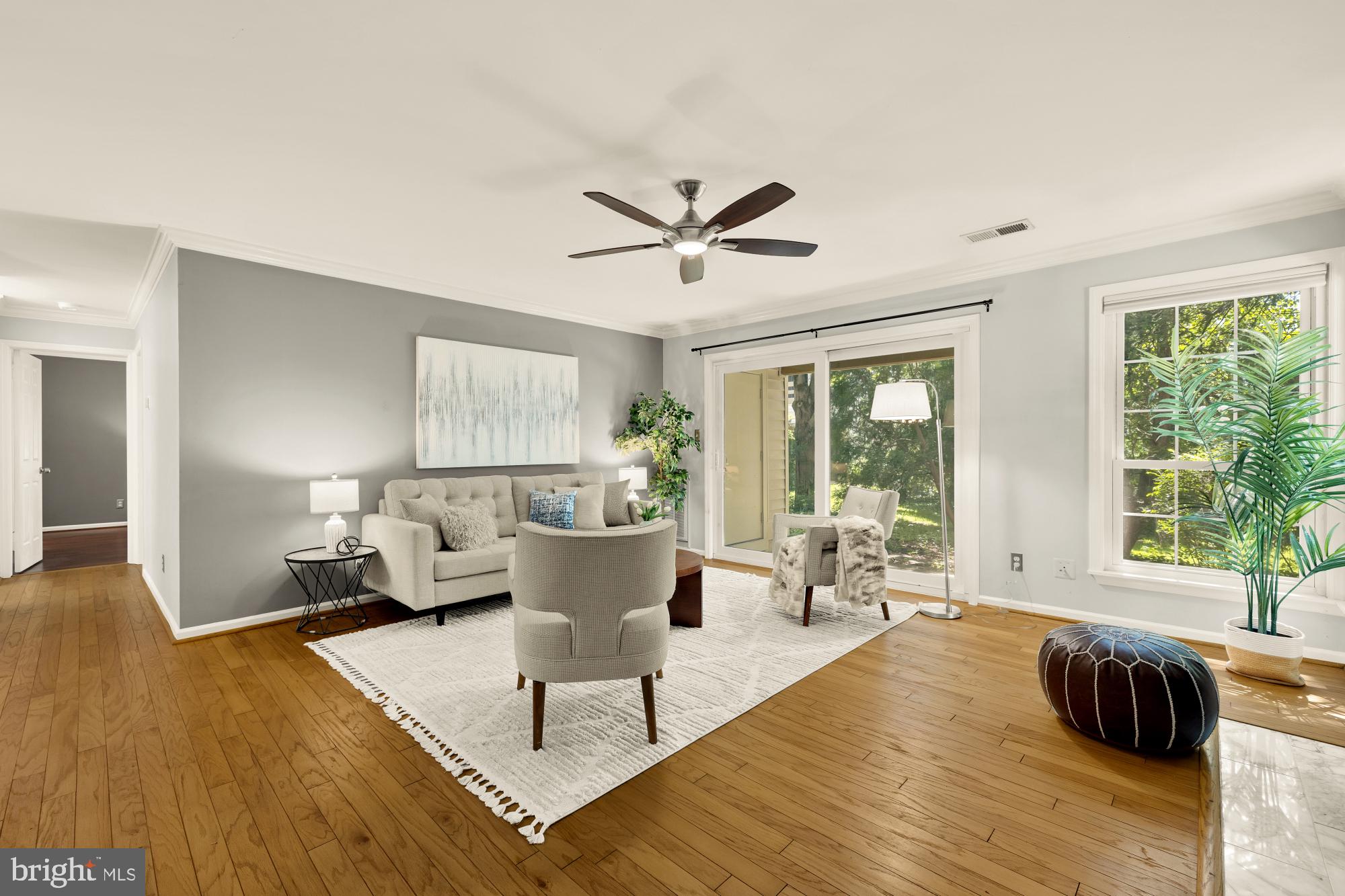 CARR AT PINECREST - Residential