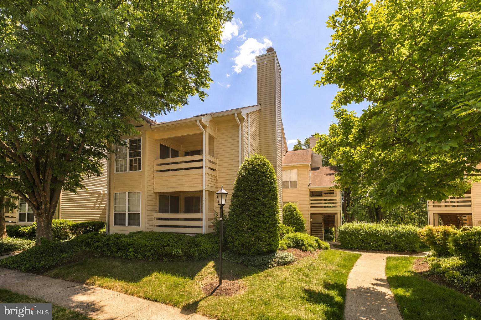 CARR AT PINECREST - Residential