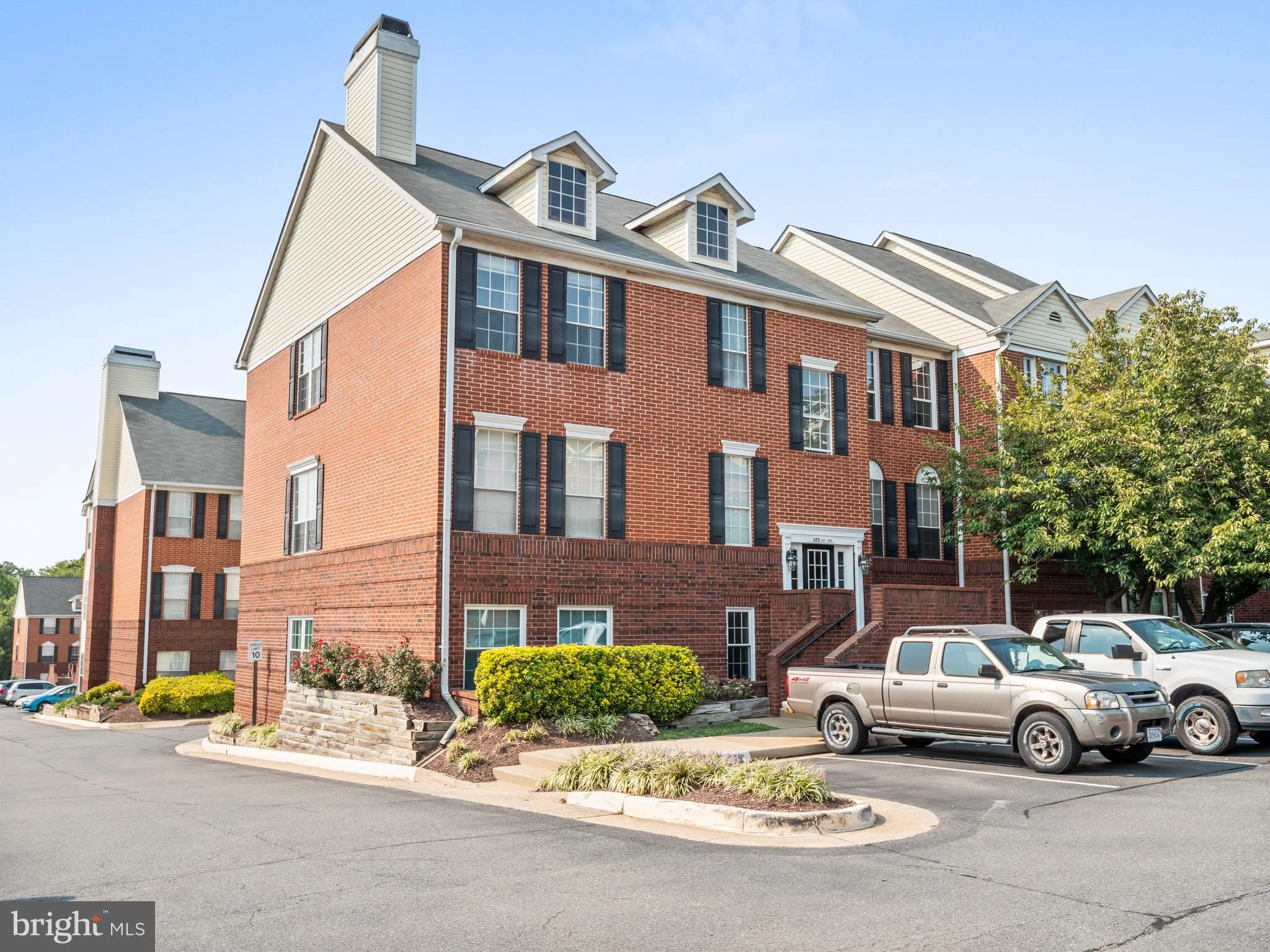 672 Gateway Drive SE Unit 603, Leesburg, VA 20175