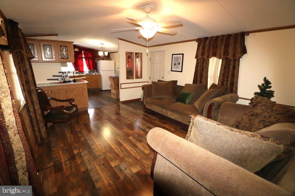 BLUE MT.VIEW PARK - Residential