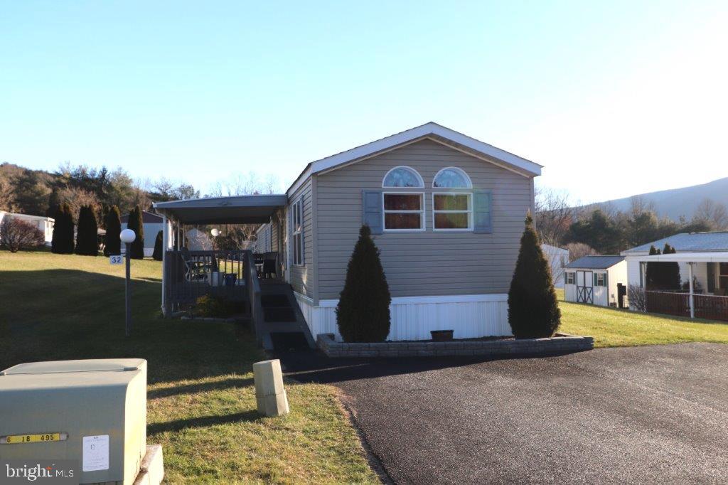 BLUE MT.VIEW PARK - Residential