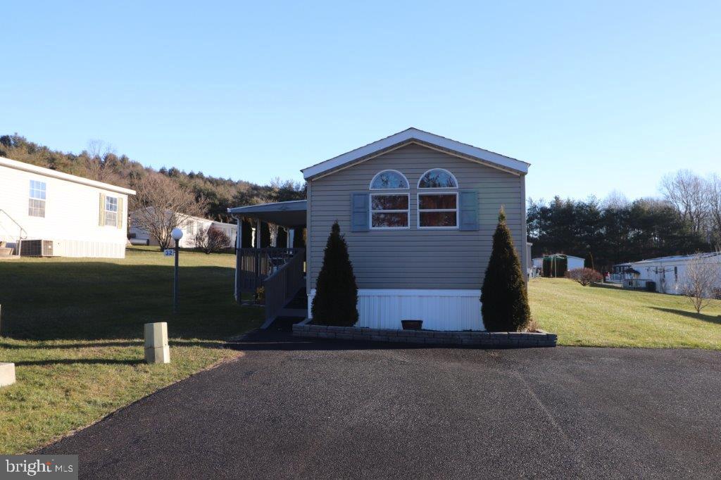 BLUE MT.VIEW PARK - Residential