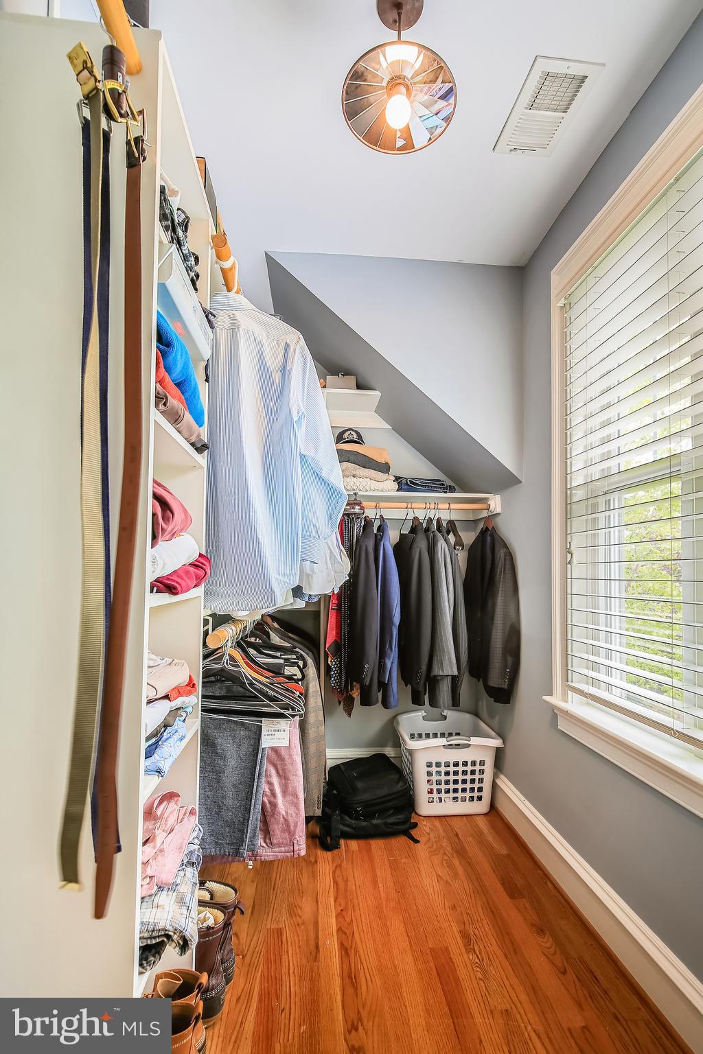 ROSEMONT PARK - Residential