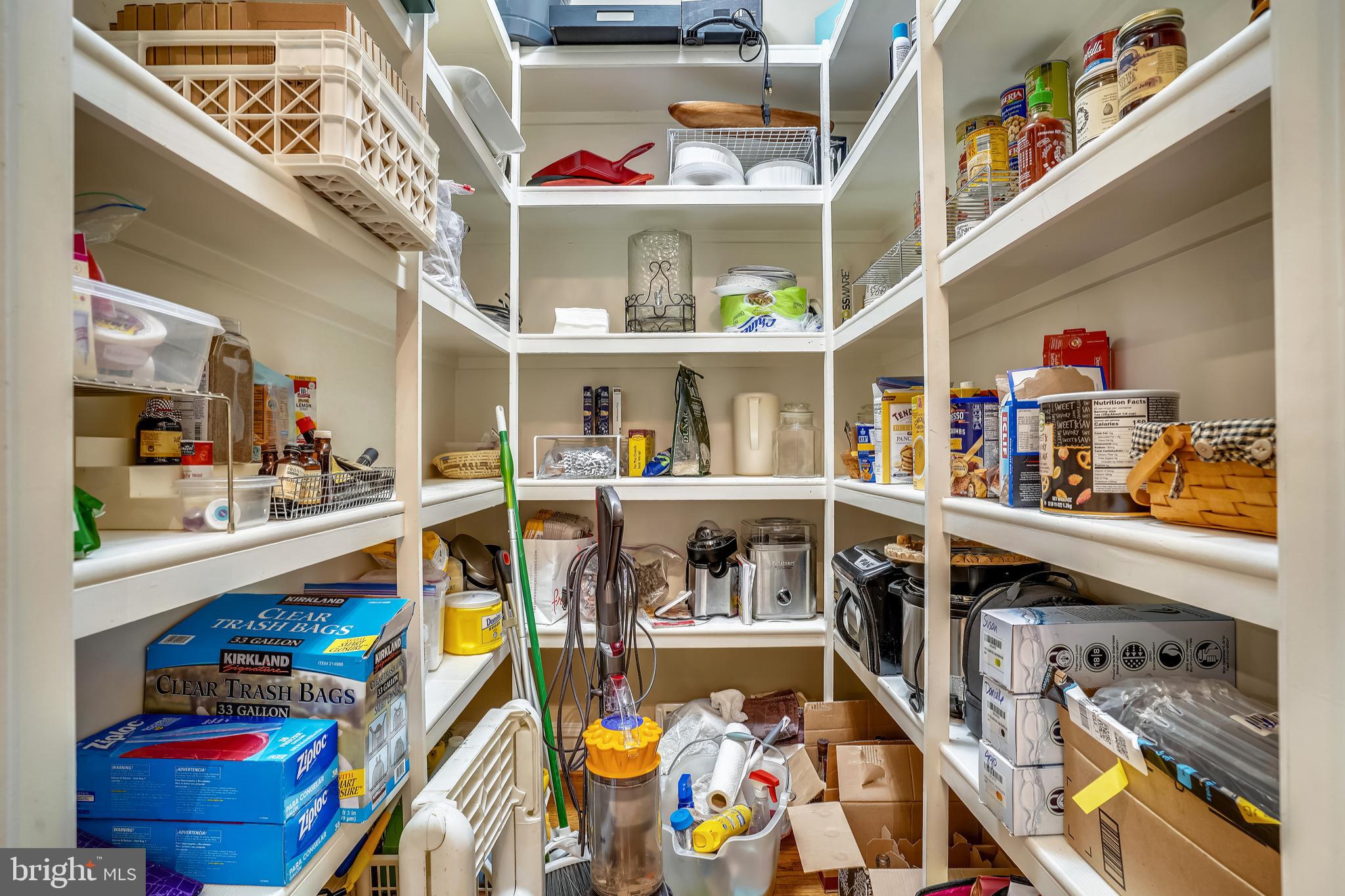 ROSEMONT PARK - Residential