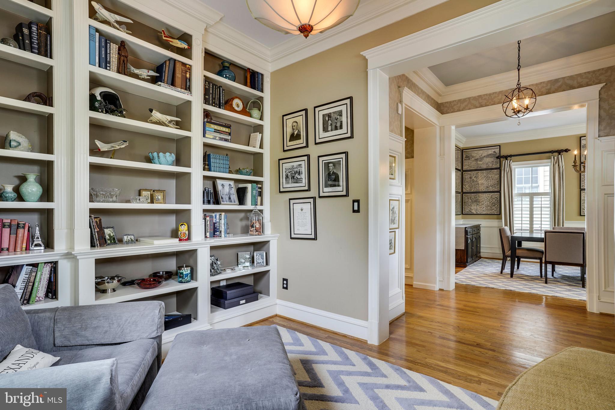 ROSEMONT PARK - Residential