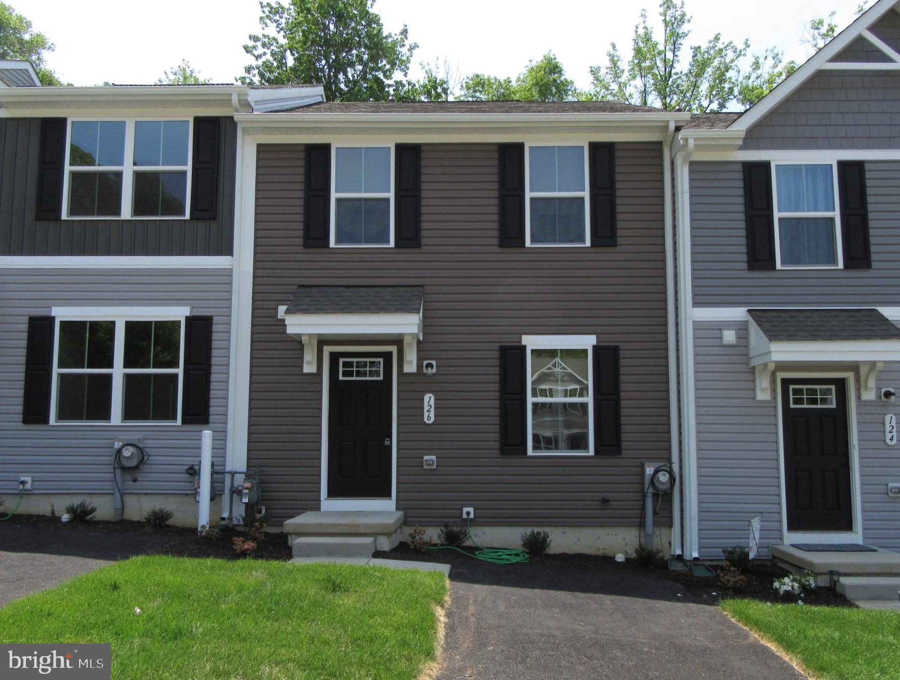 RED HILL - Residential Lease