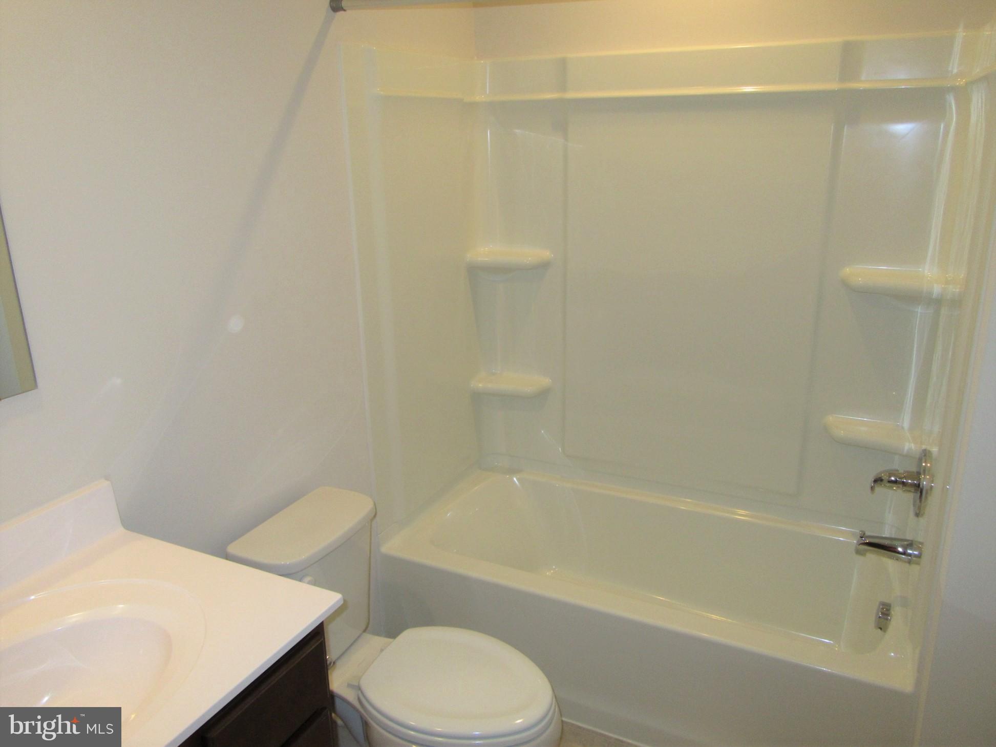 RED HILL - Residential Lease