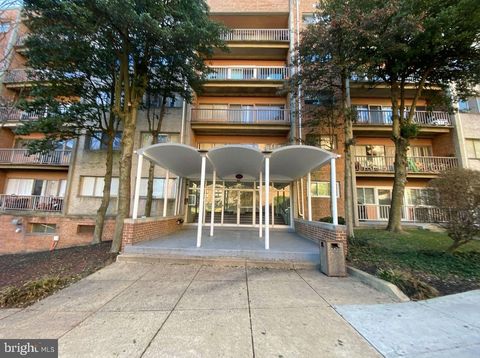 Photo of 5801 Quantrell Avenue #410, ALEXANDRIA, VA 22312 (MLS # VAAX2054958)
