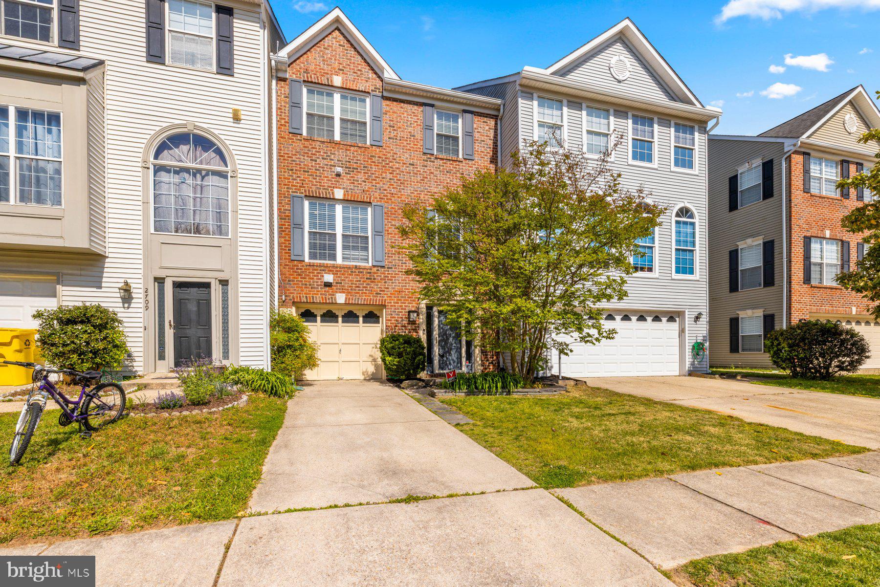 PINEY ORCHARD - Residential