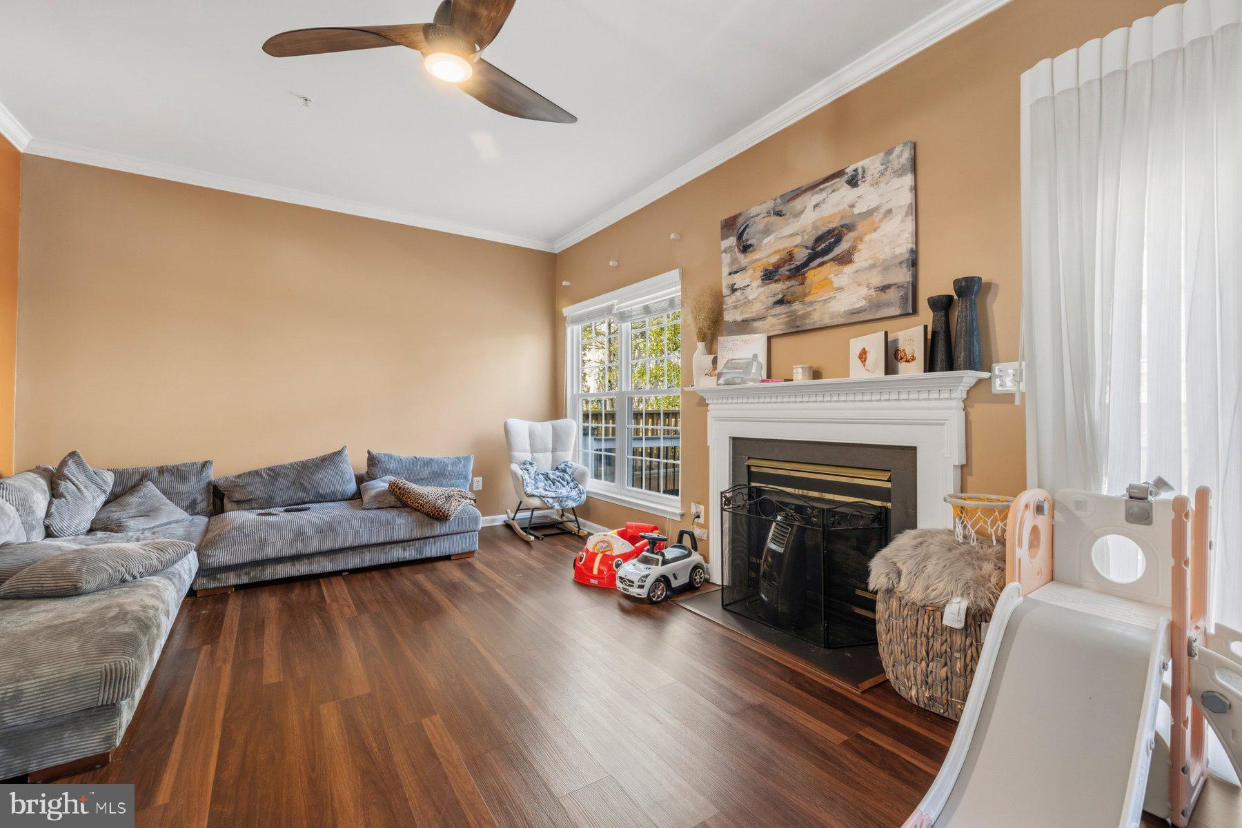 PINEY ORCHARD - Residential