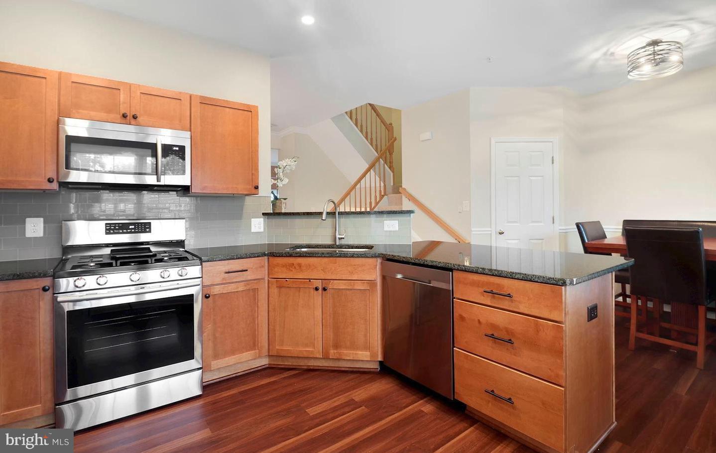 PINEY ORCHARD - Residential