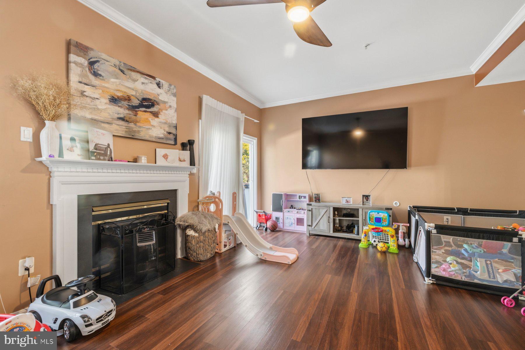 PINEY ORCHARD - Residential