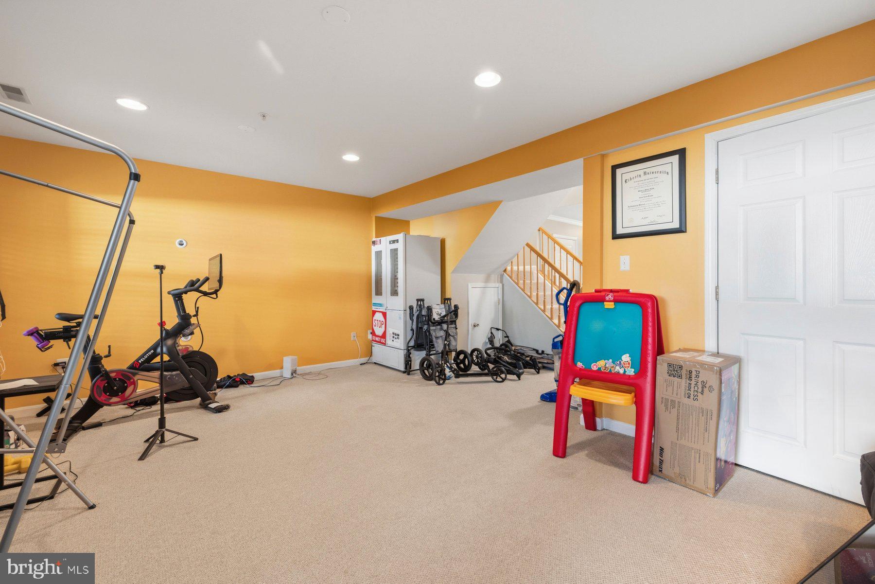 PINEY ORCHARD - Residential
