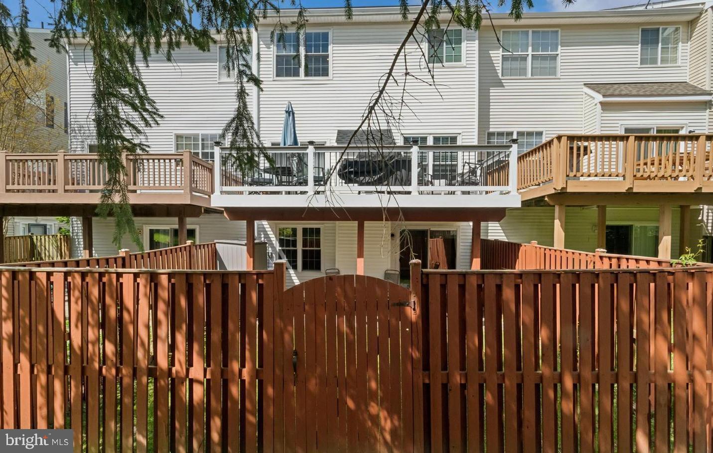 PINEY ORCHARD - Residential