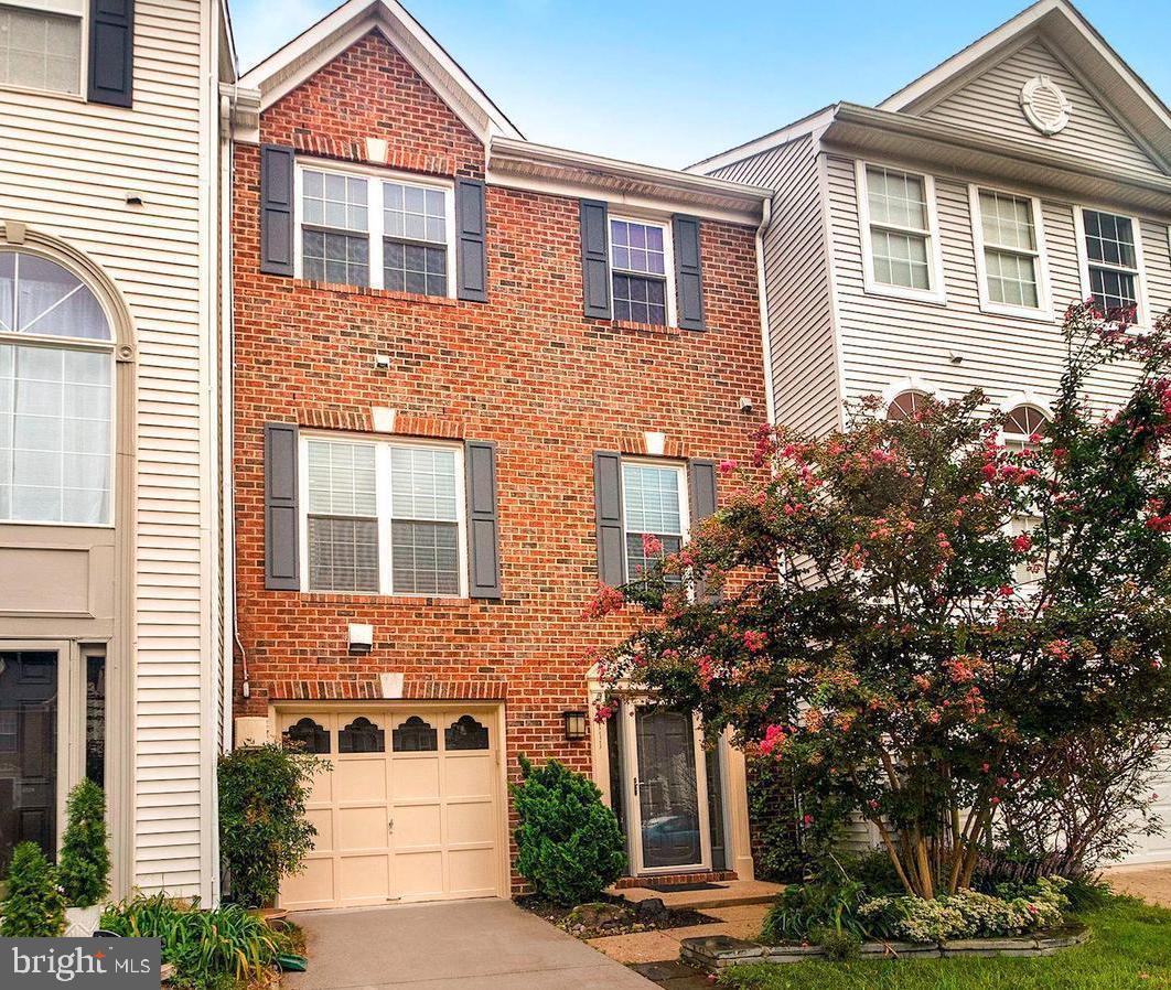 PINEY ORCHARD - Residential
