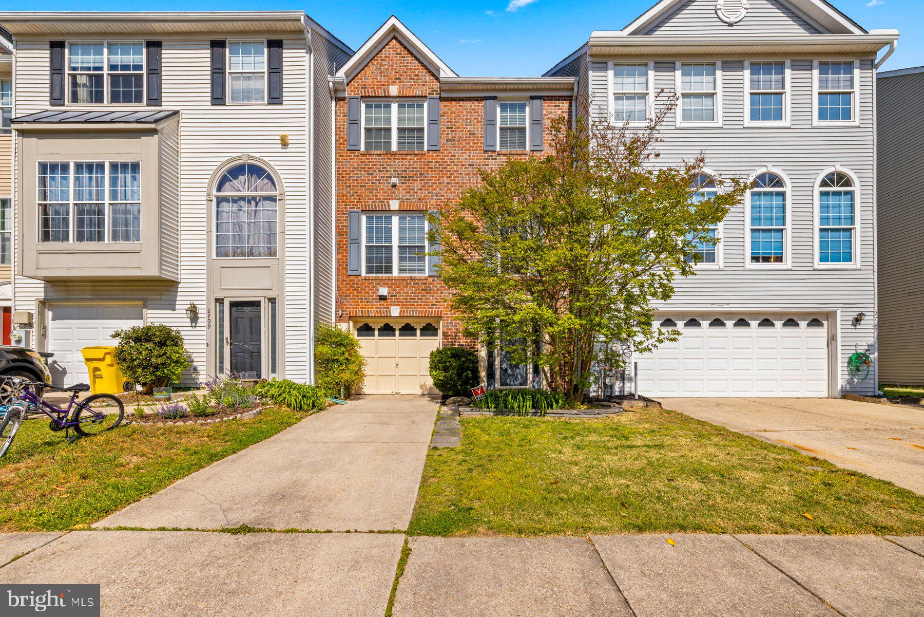 PINEY ORCHARD - Residential