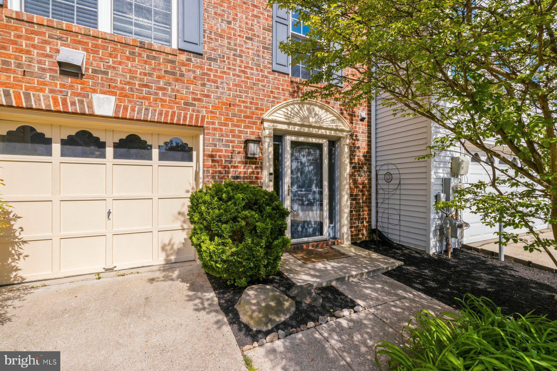 PINEY ORCHARD - Residential