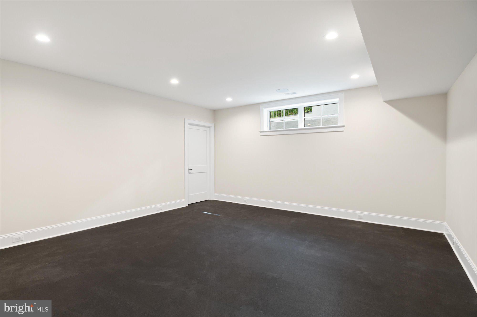CHESTERBROOK - Residential