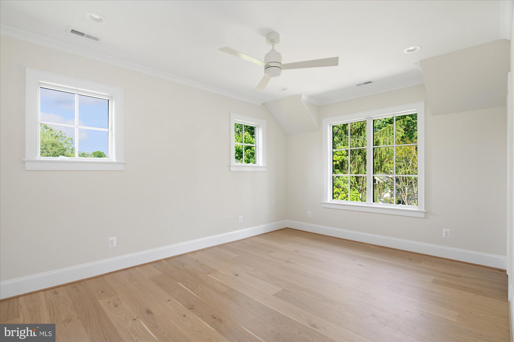 CHESTERBROOK - Residential