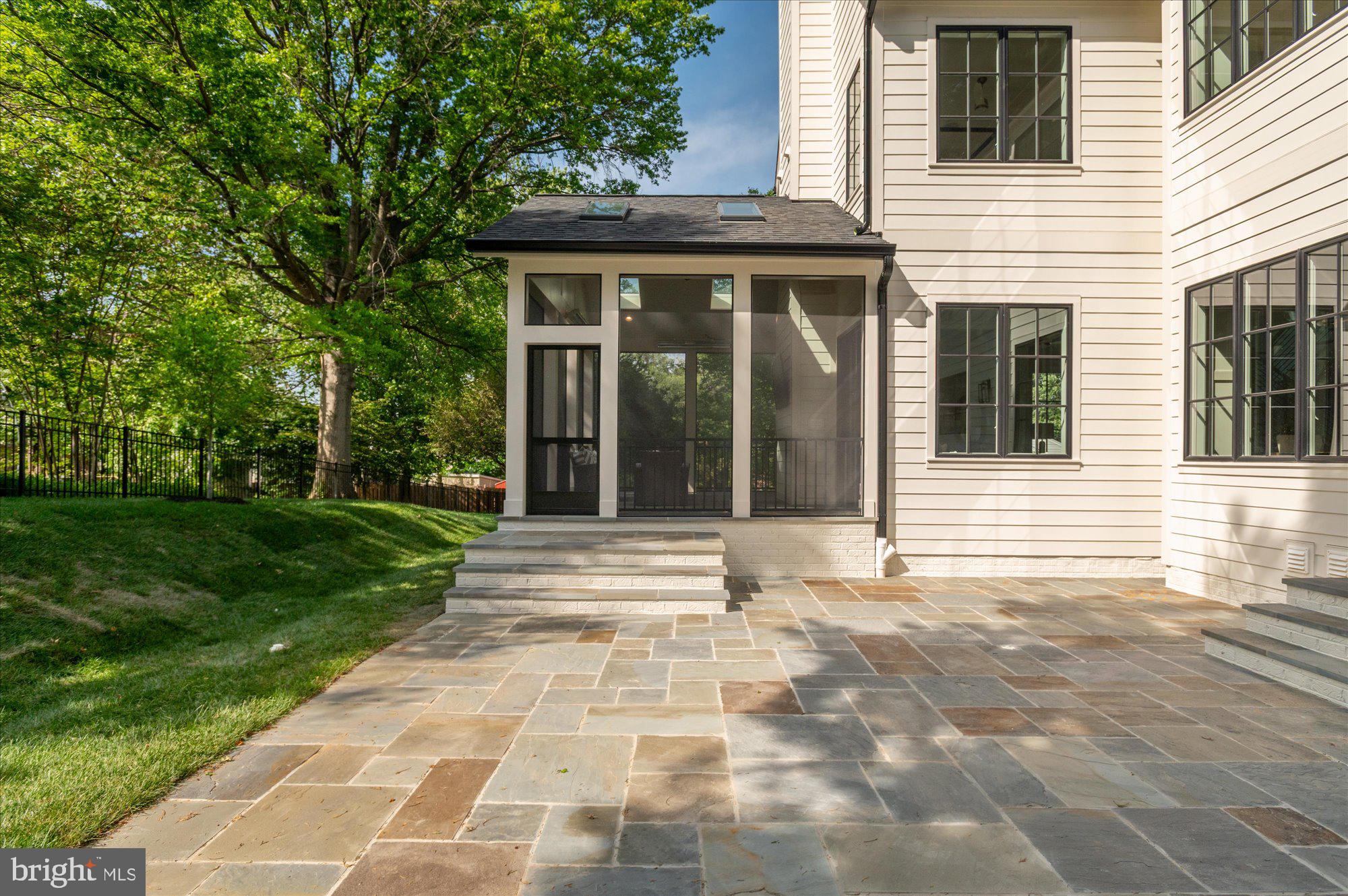 CHESTERBROOK - Residential