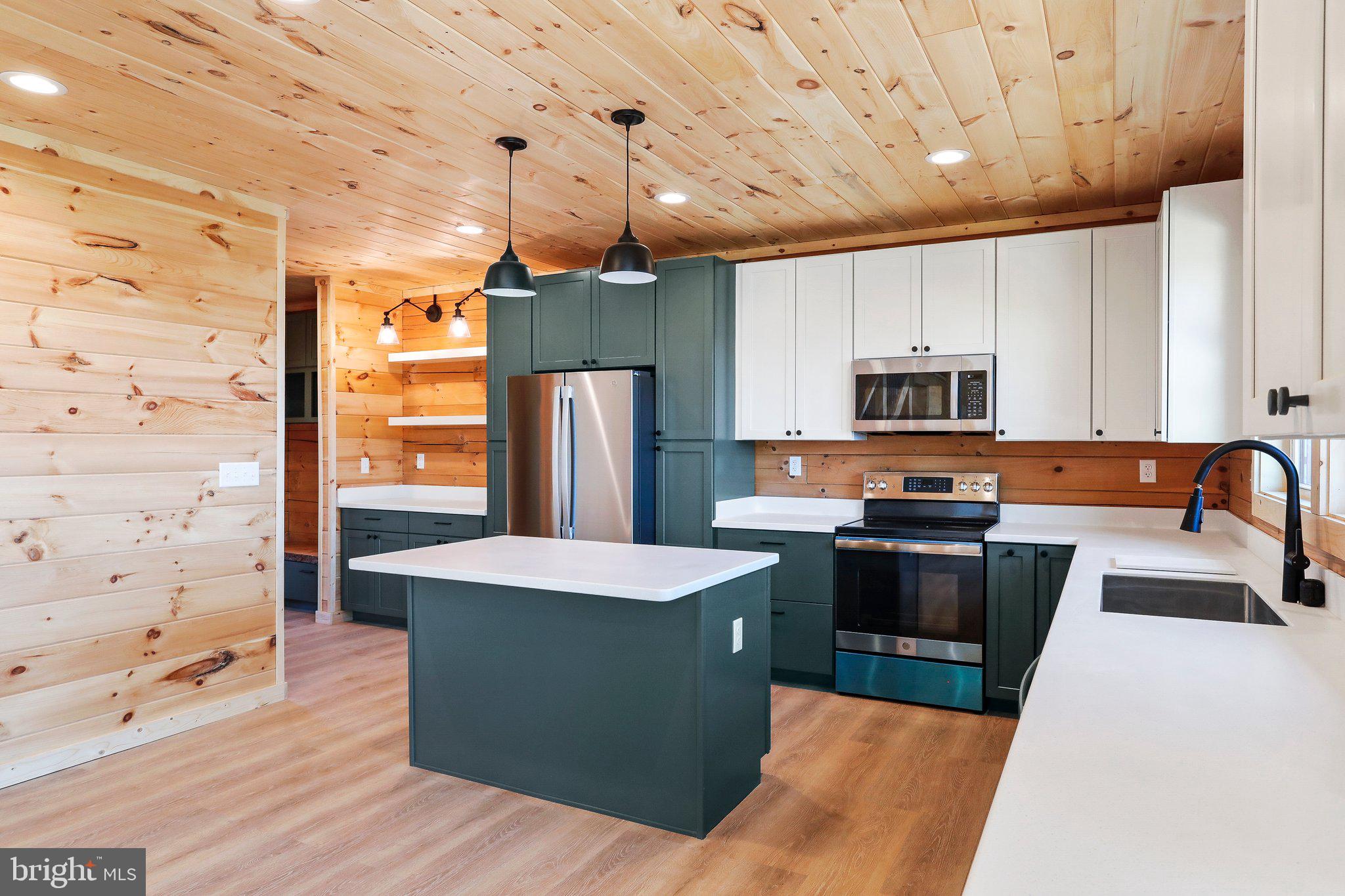 KA KAPON HEIGHTS - Residential