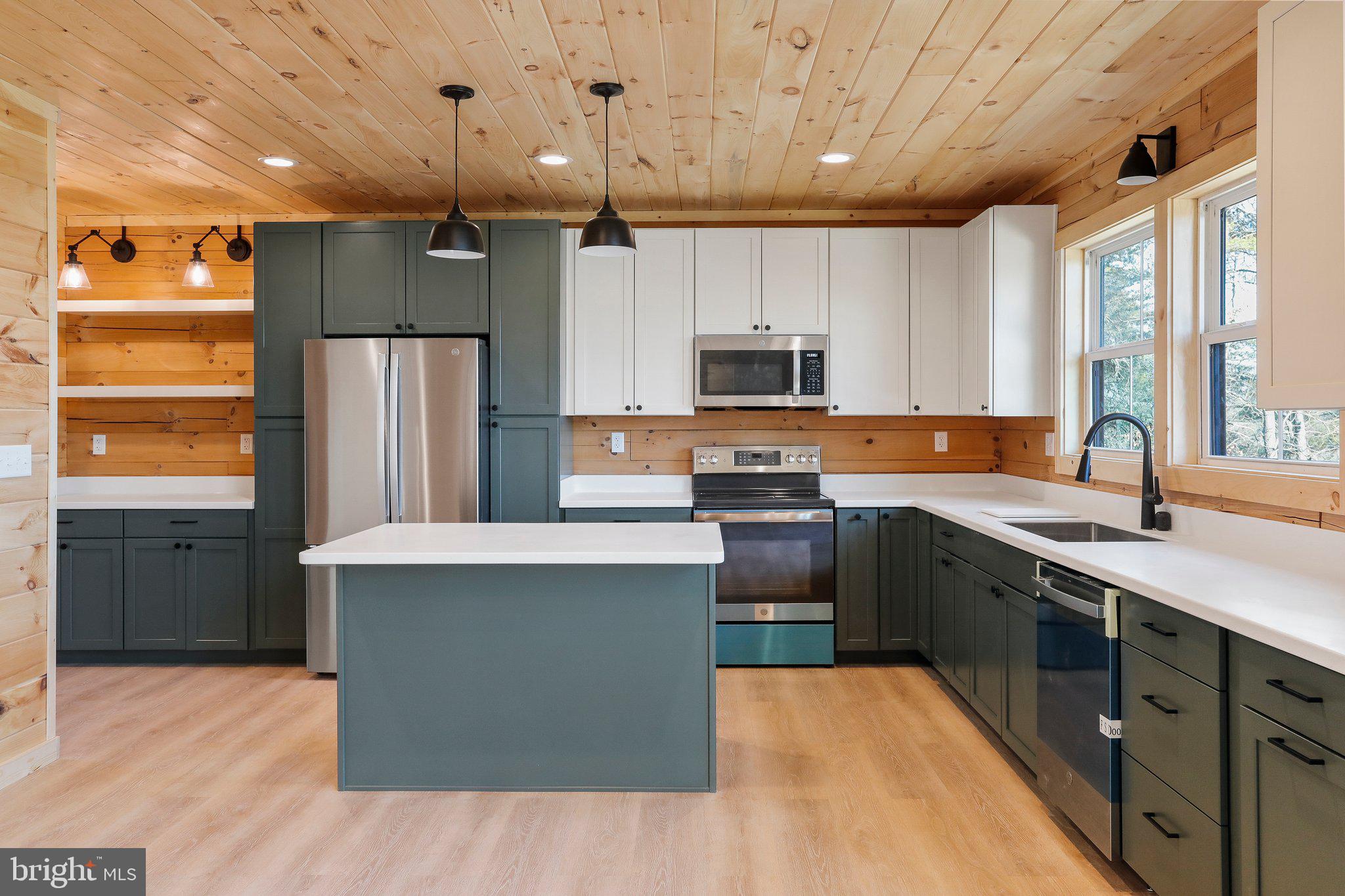 KA KAPON HEIGHTS - Residential