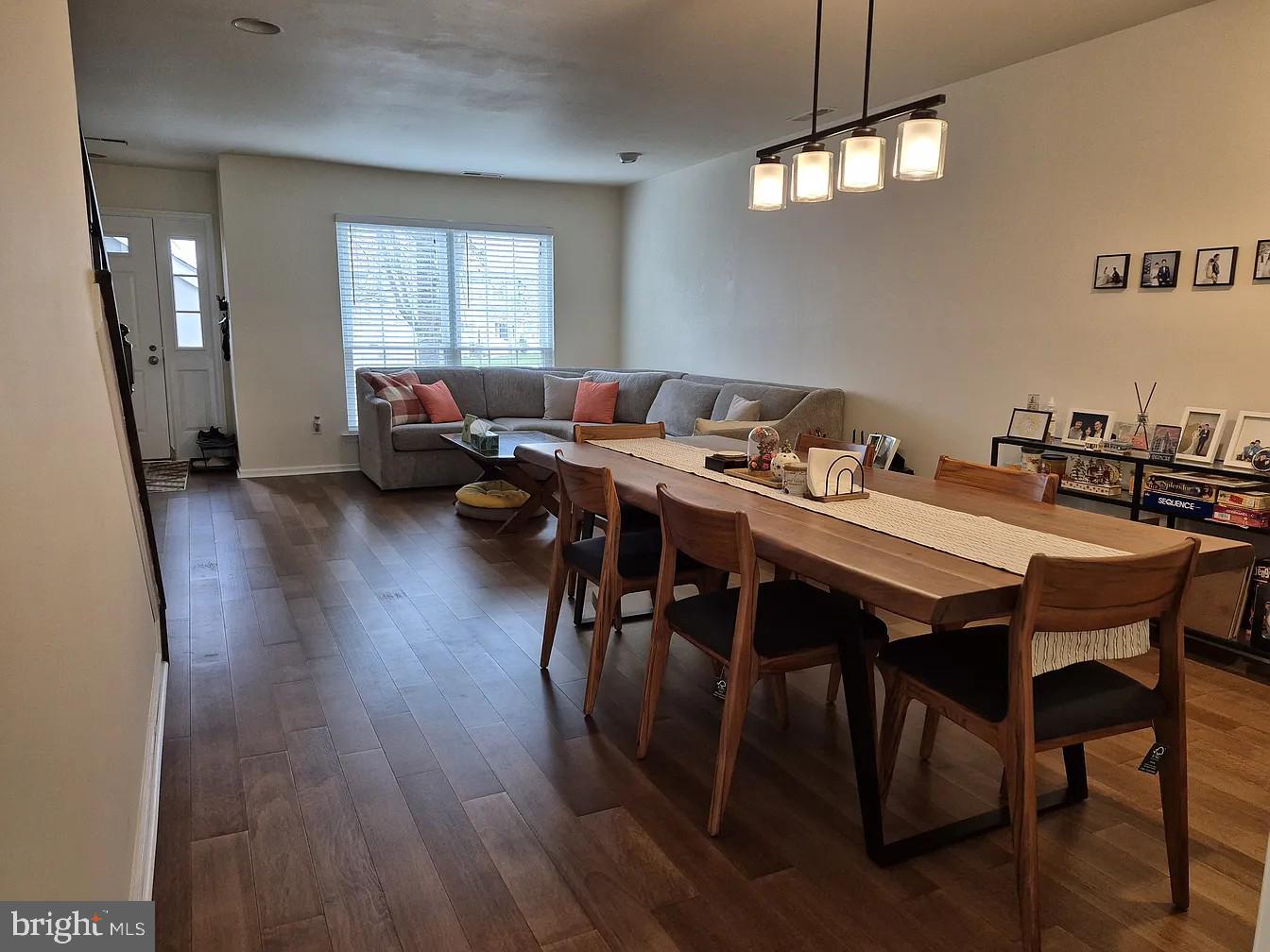 BLUE BELL WOODS - Residential Lease