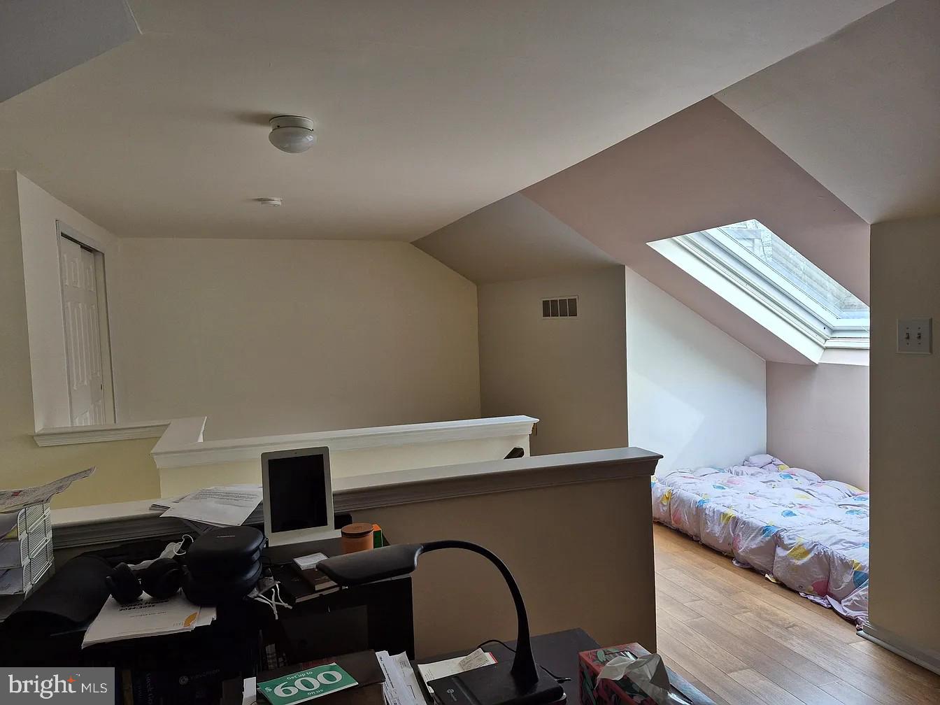 BLUE BELL WOODS - Residential Lease